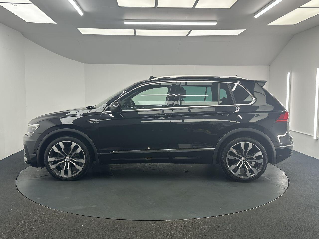 Volkswagen Tiguan - Image 7
