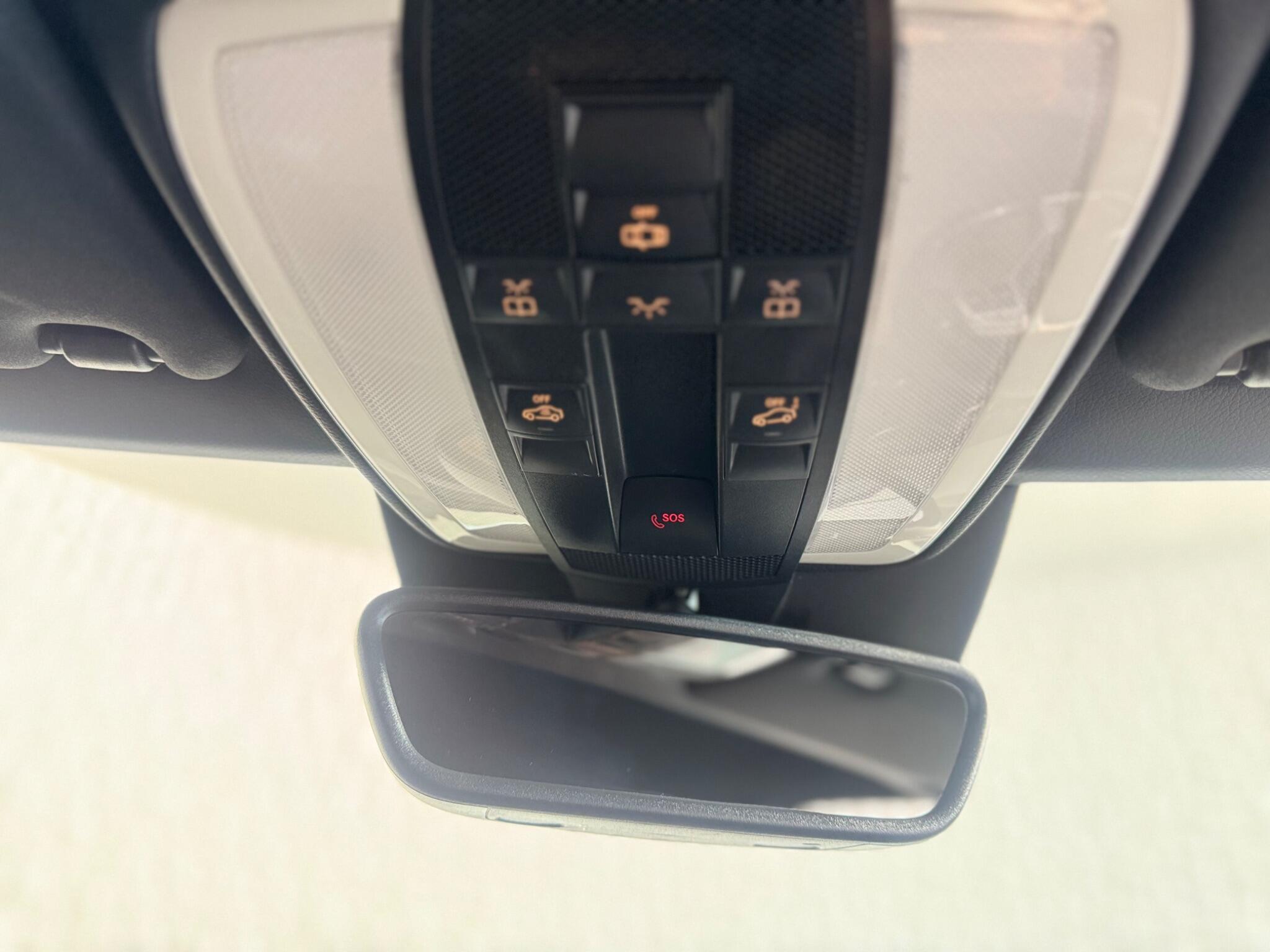 Mercedes E Class - Image 51