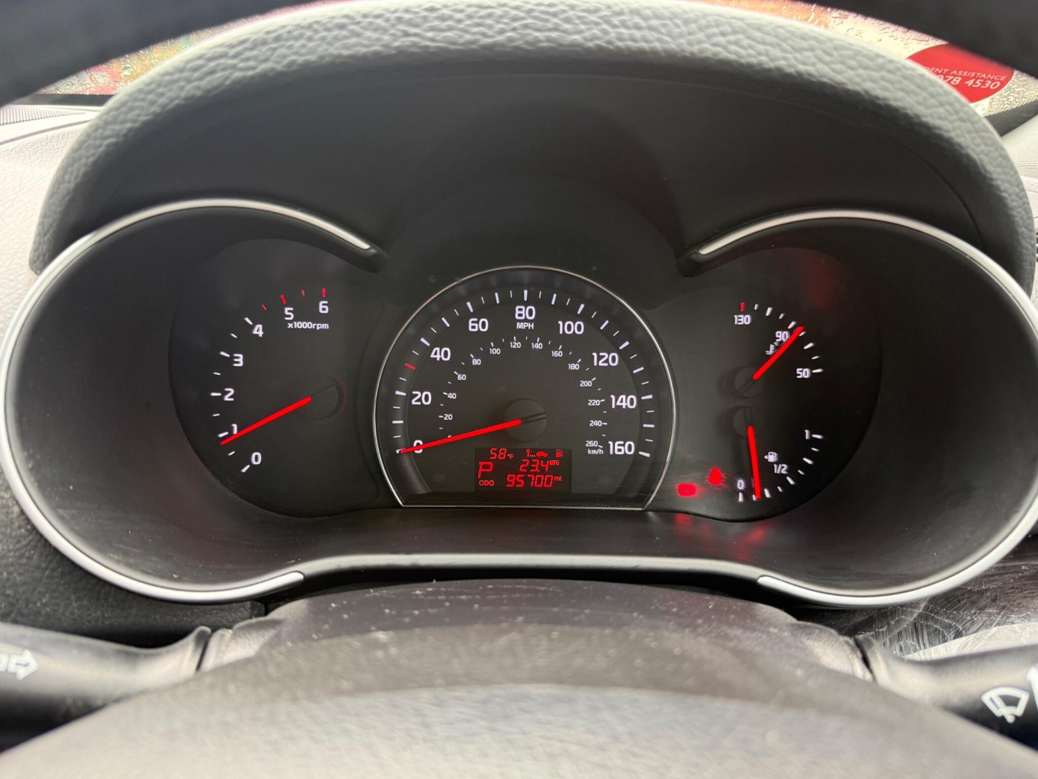Kia Sorento - Image 17