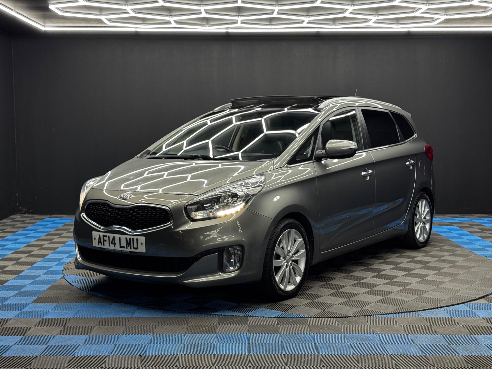 Kia Carens - Image 3