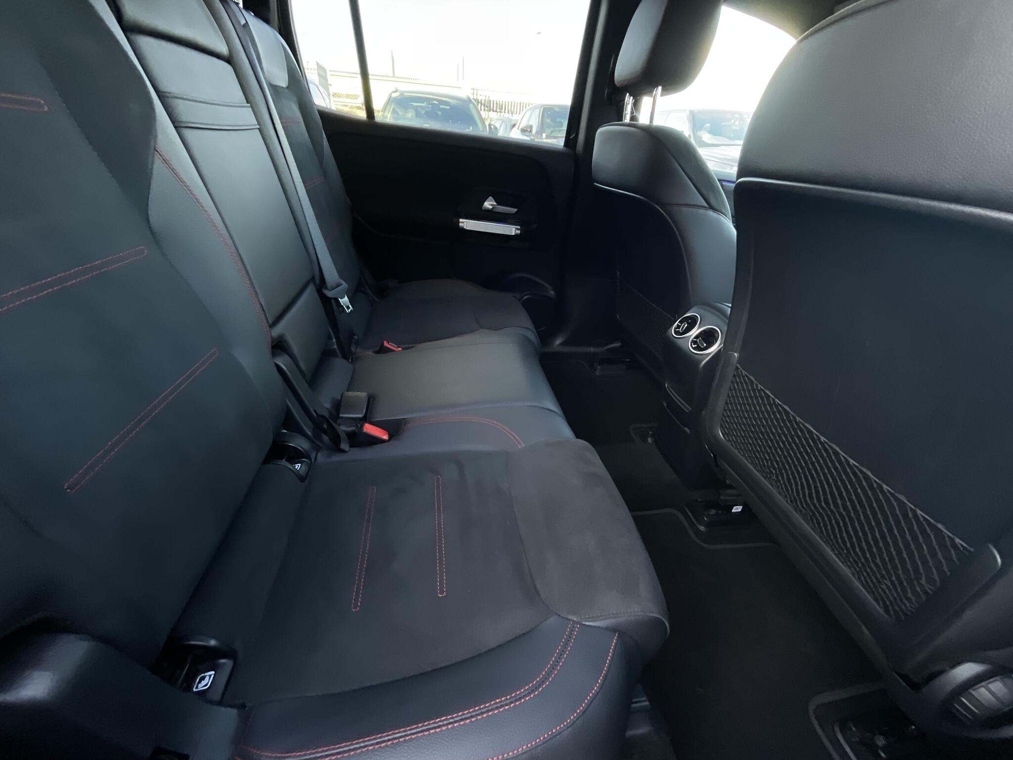 Mercedes Eqb - Image 12
