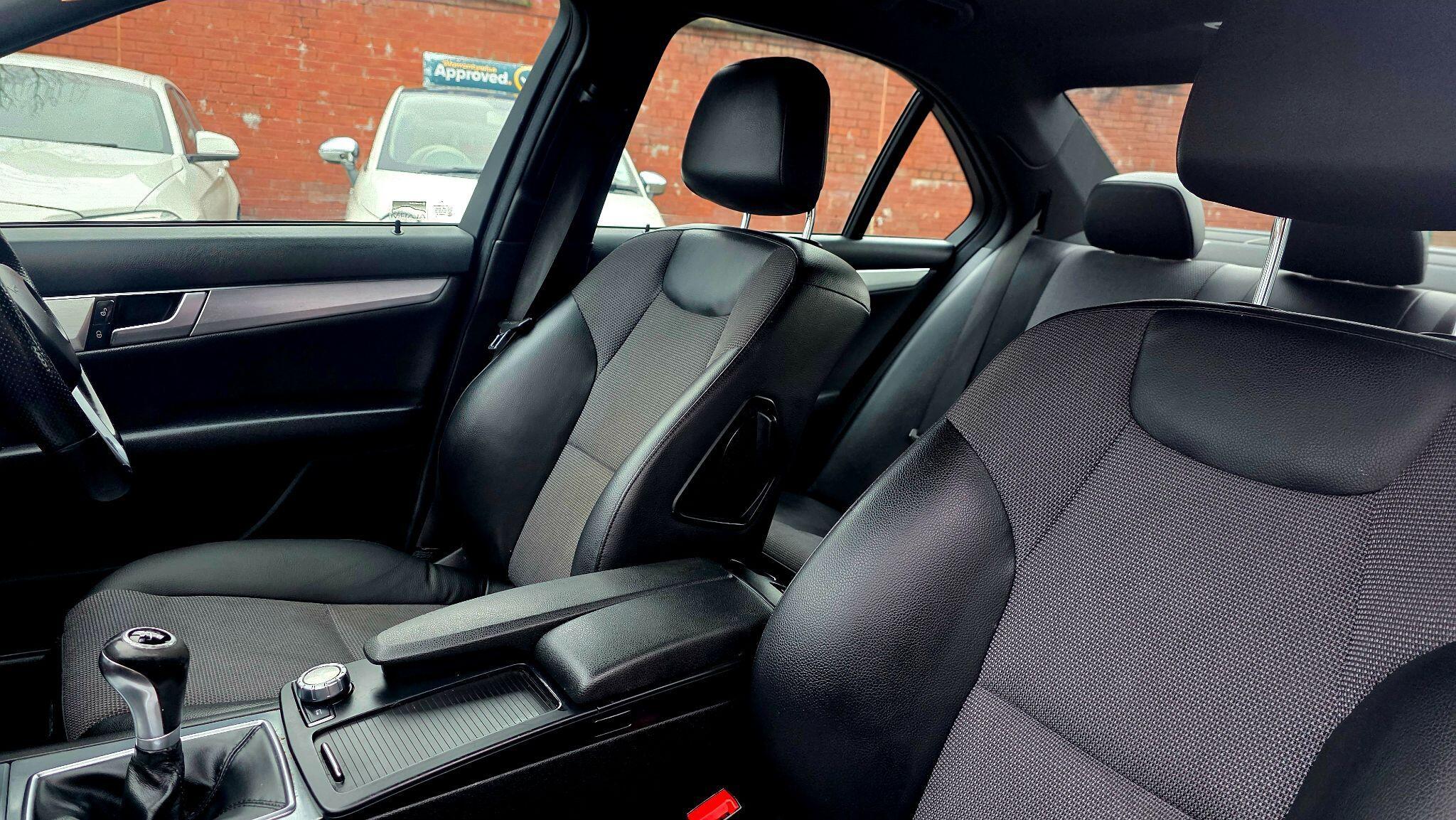 Mercedes C Class - Image 15