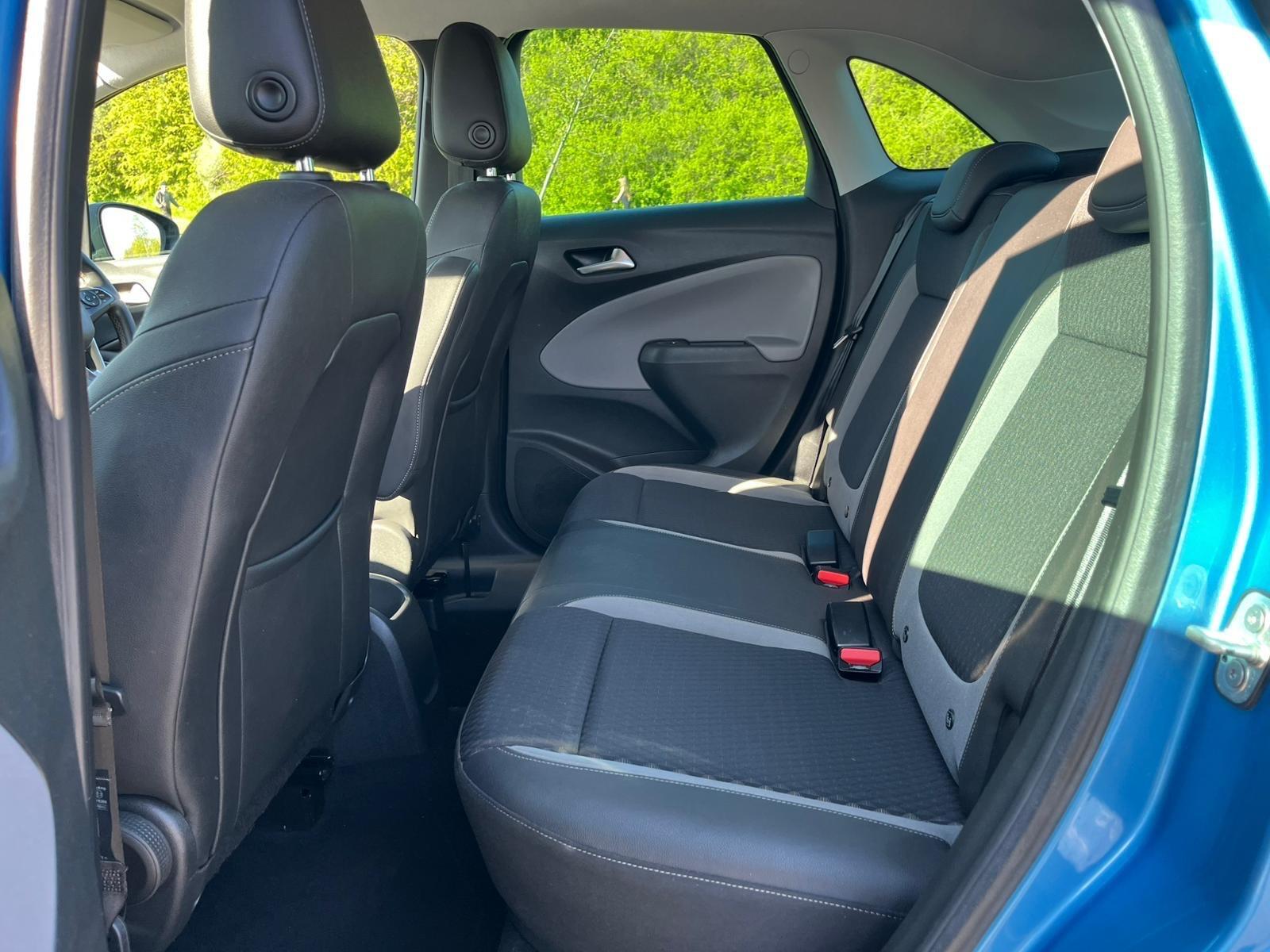 Vauxhall Crossland X - Image 8