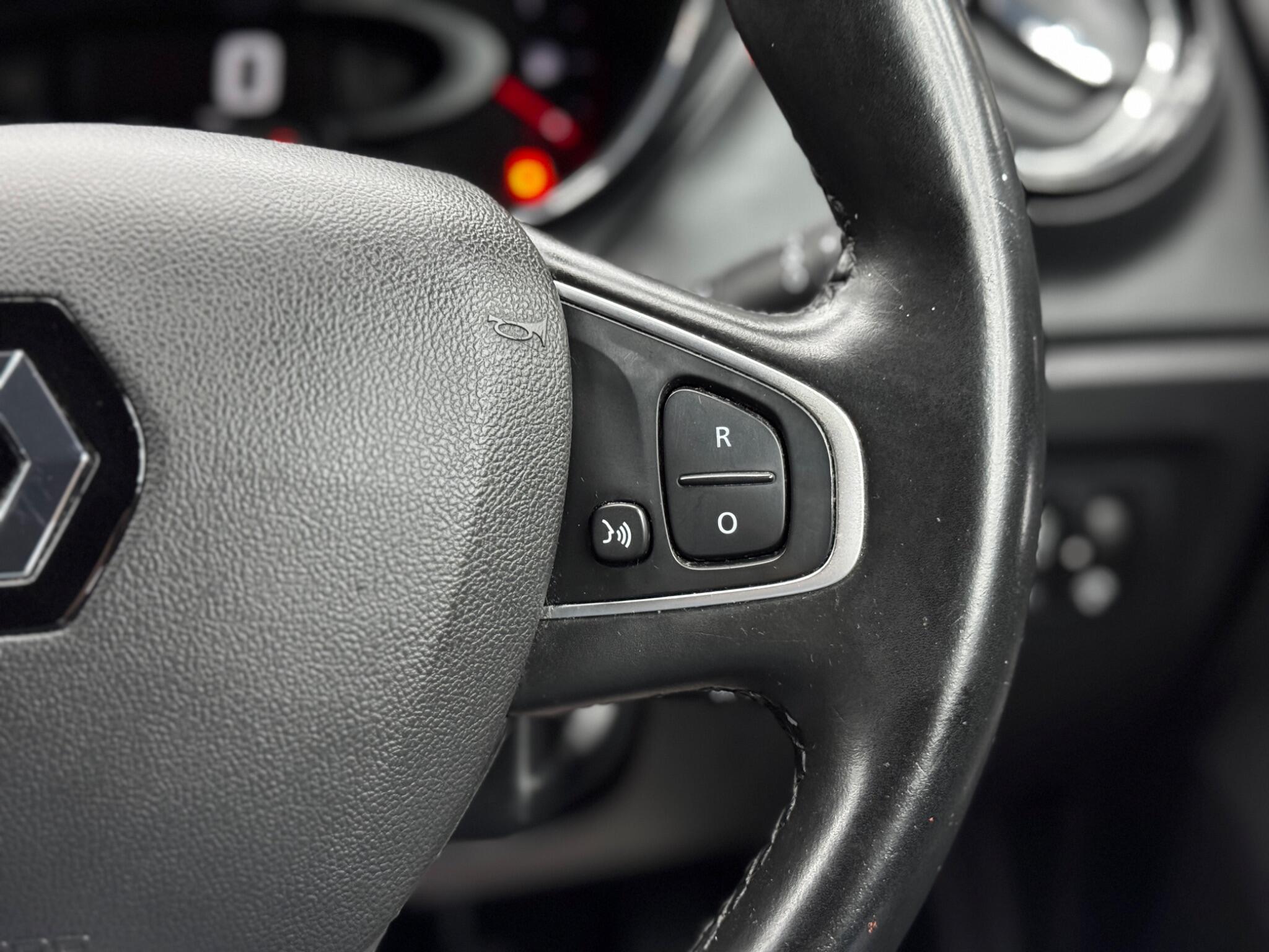 Renault Captur - Image 21