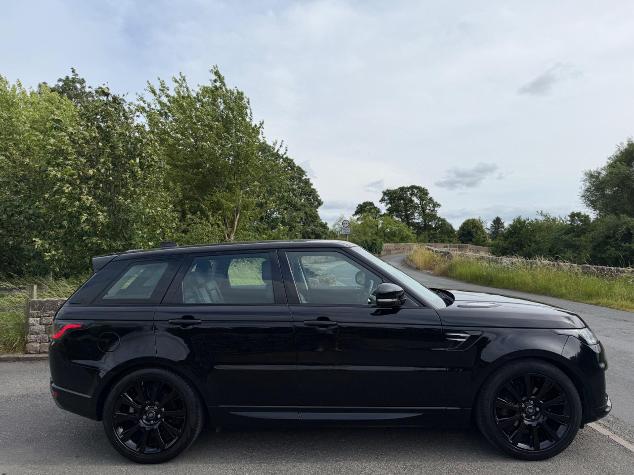 Land Rover RANGE ROVER SPORT - Image 12