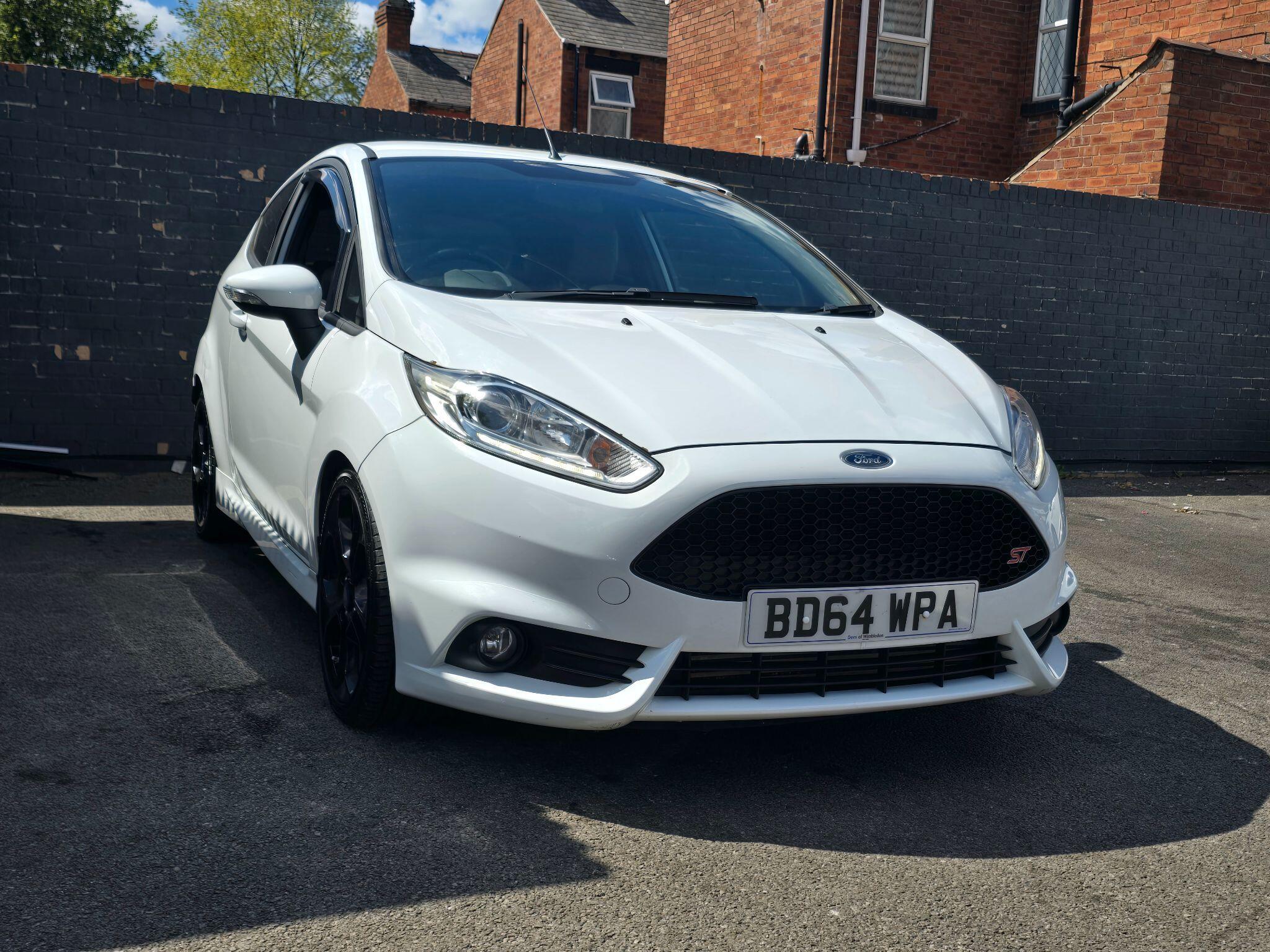 Ford Fiesta - Image 16
