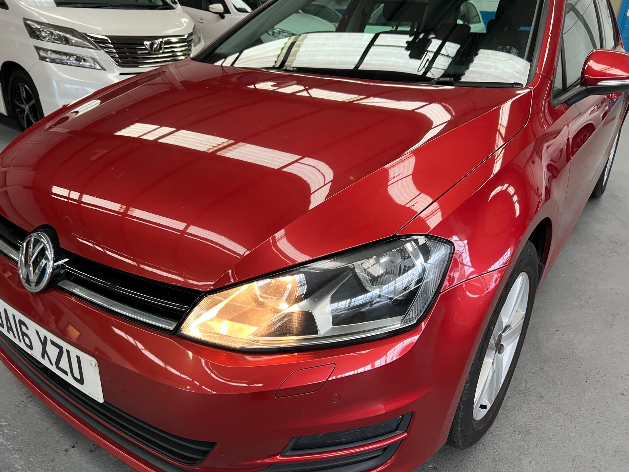 Volkswagen Golf - Image 31