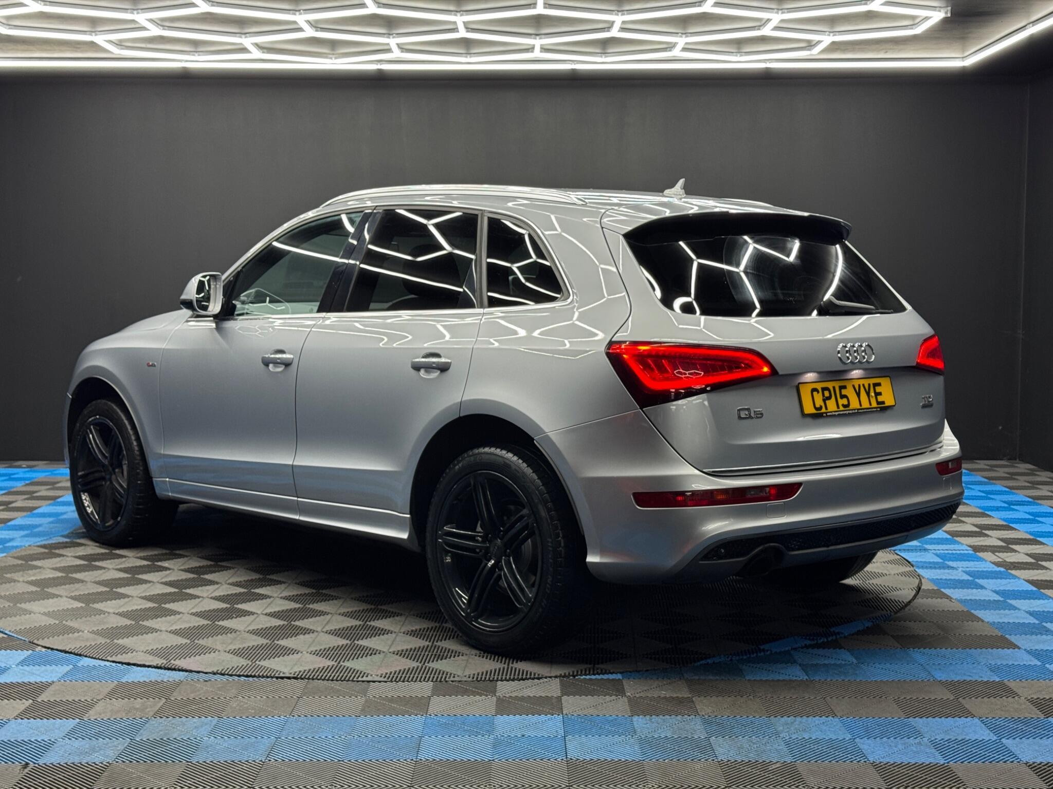 Audi Q5 - Image 7