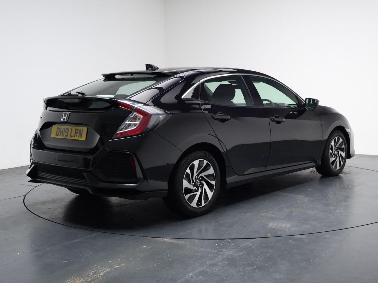 Honda Civic - Image 12