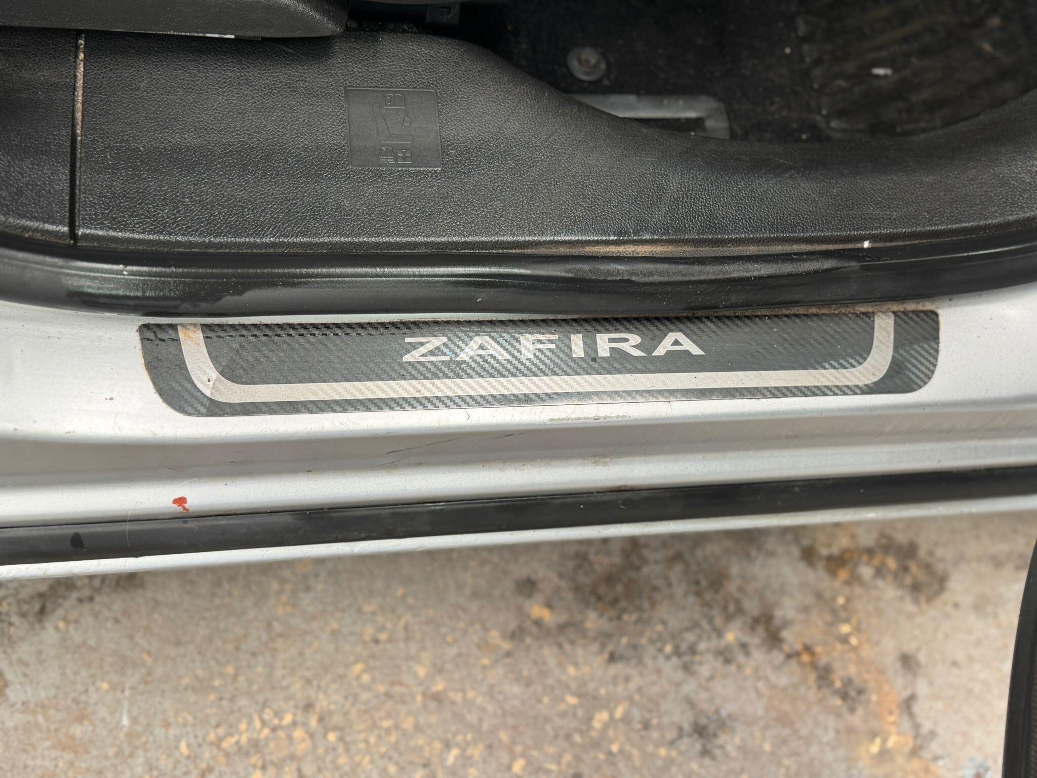 Vauxhall Zafira Tourer - Image 21