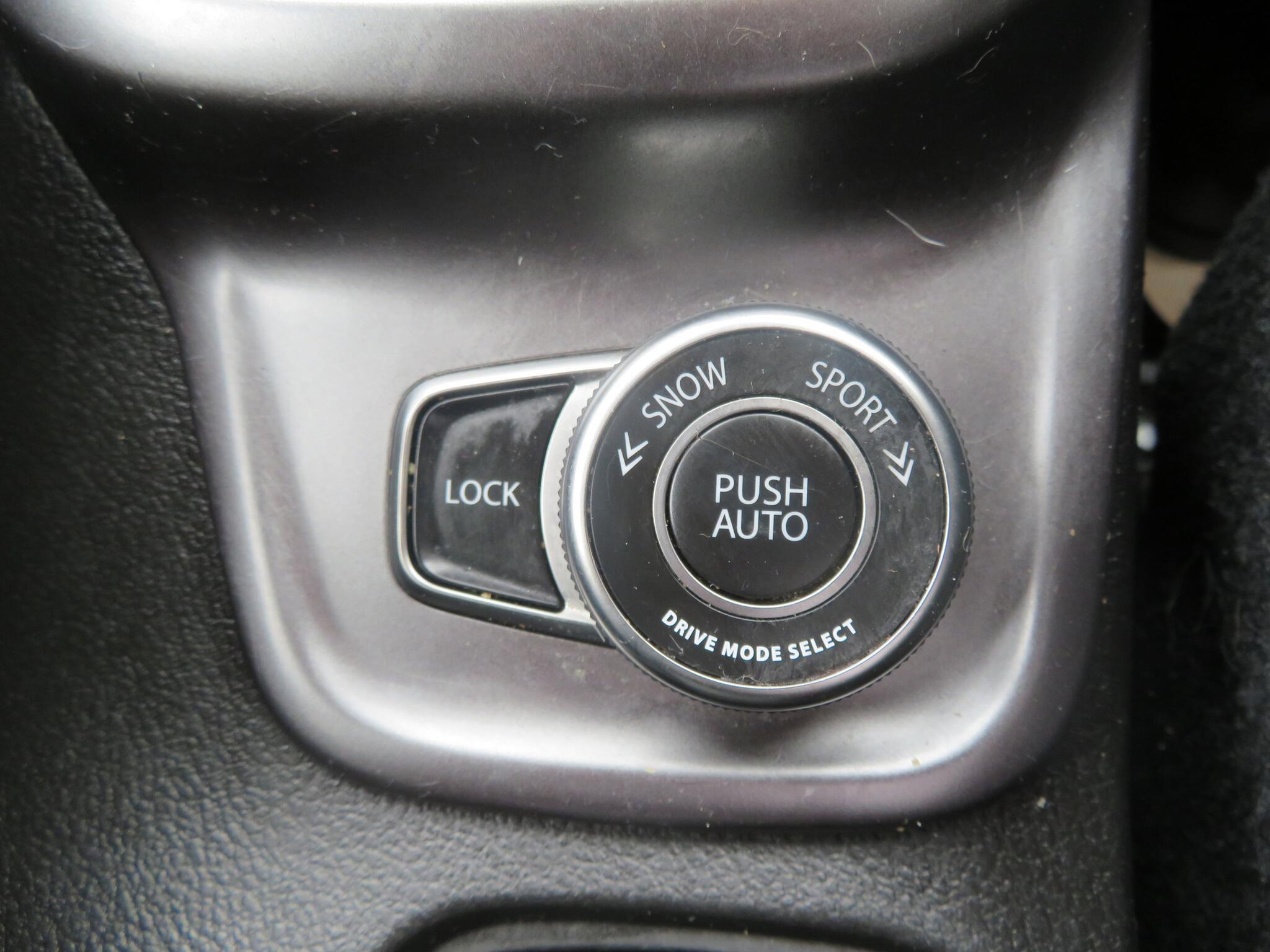 Suzuki Vitara - Image 19