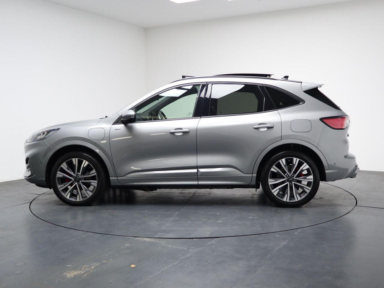 Ford Kuga - Image 8