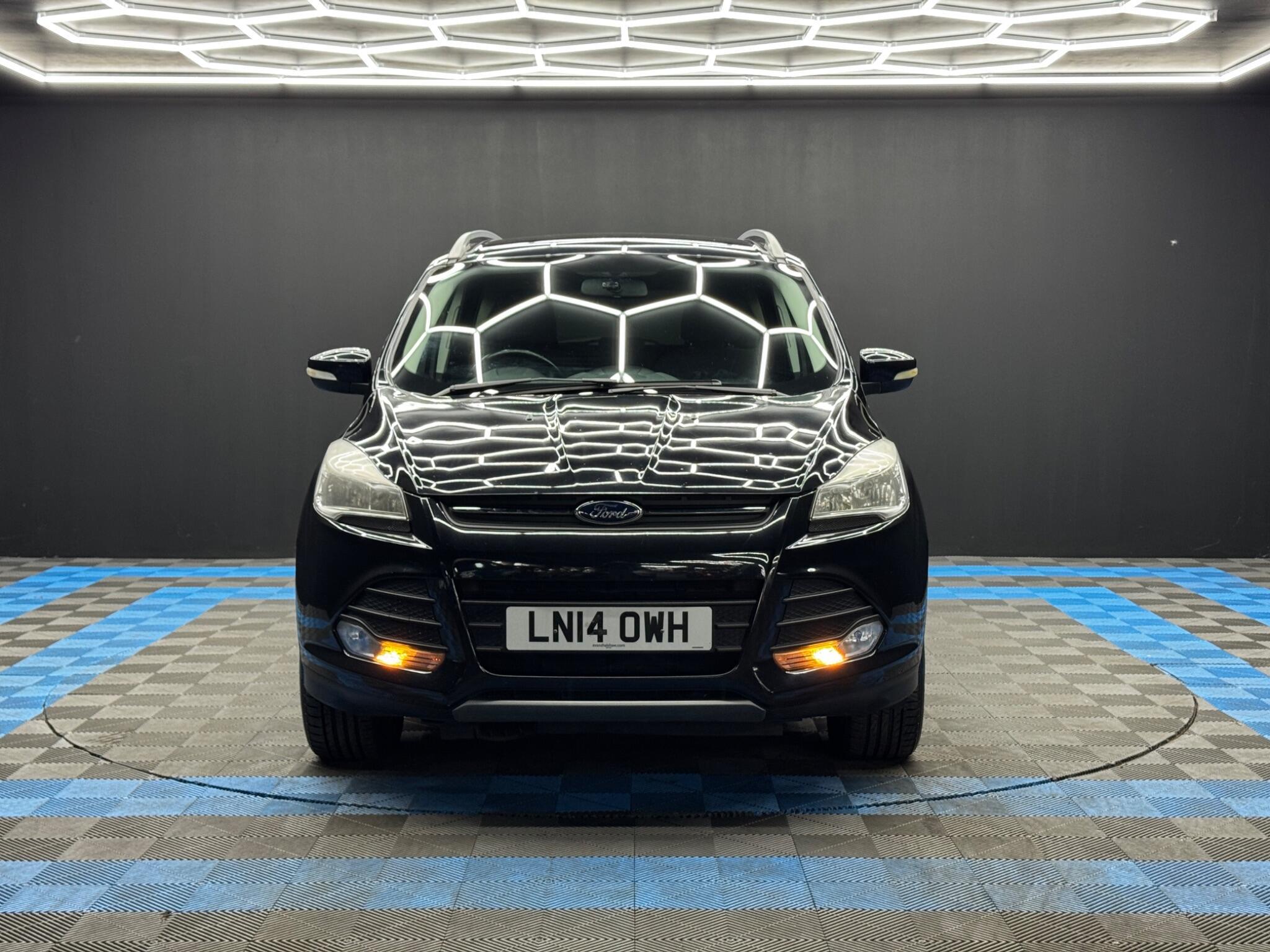 Ford Kuga - Image 2