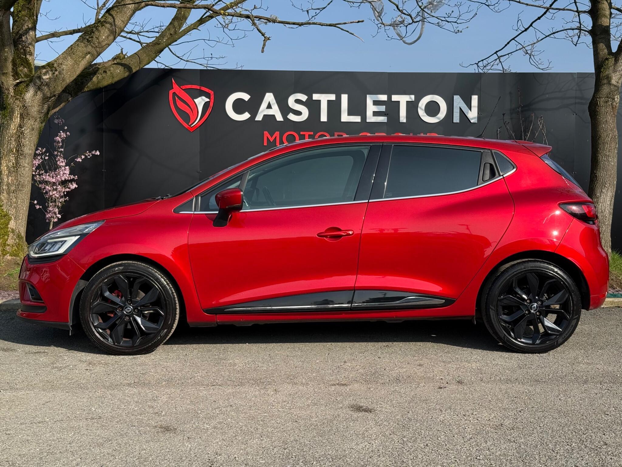 Renault Clio - Image 8