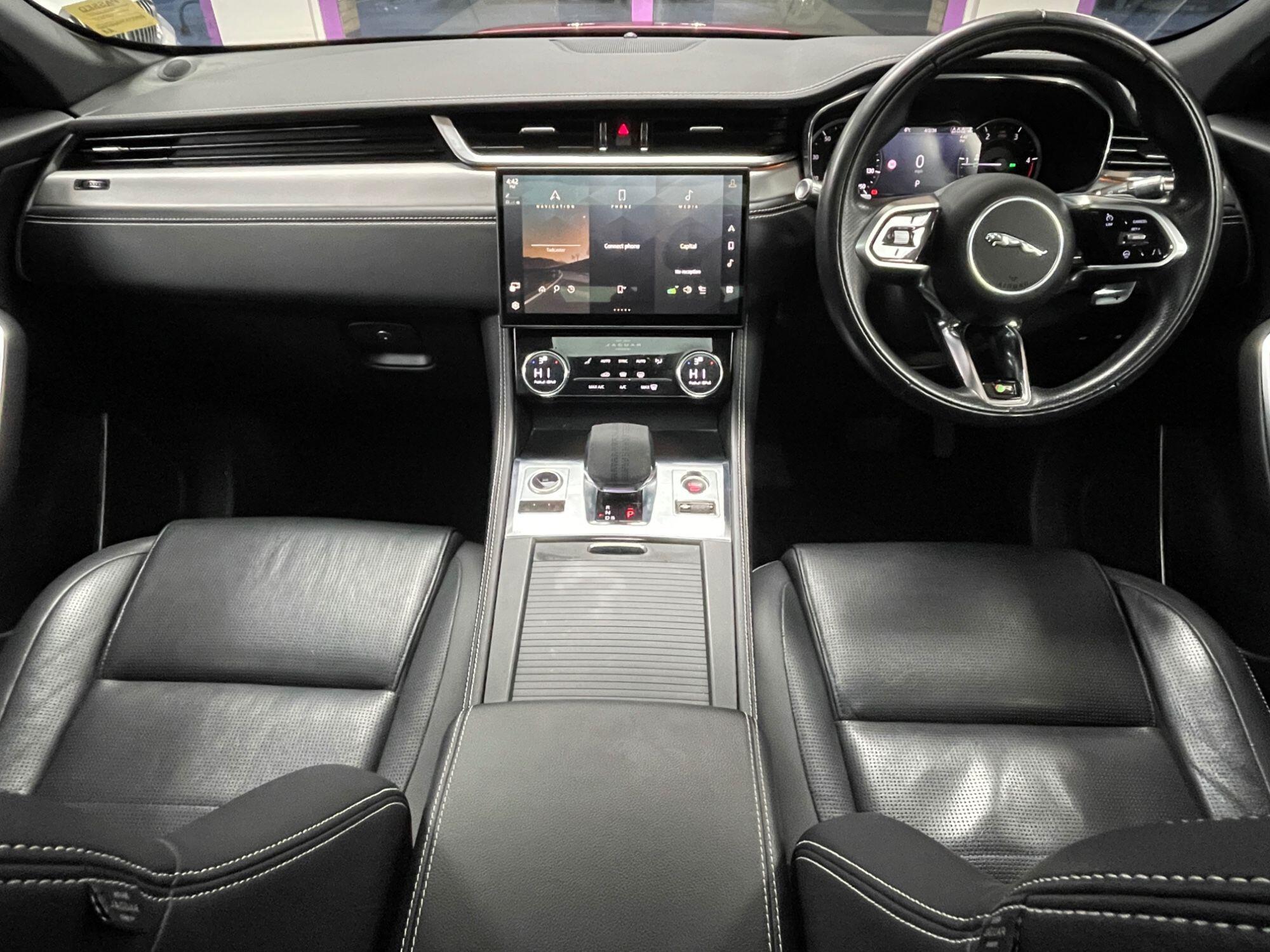 Jaguar F-Pace - Image 4