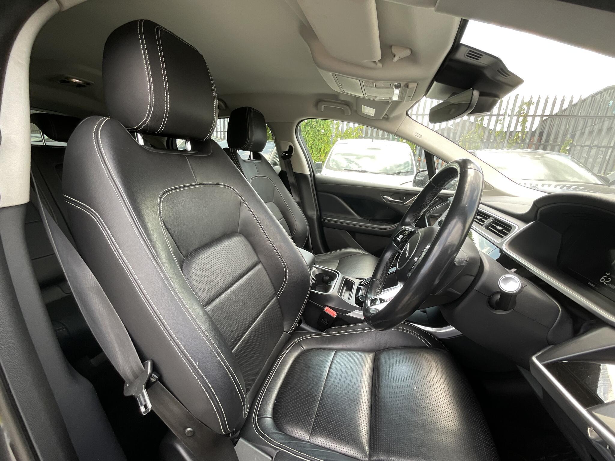 Jaguar I-Pace - Image 8