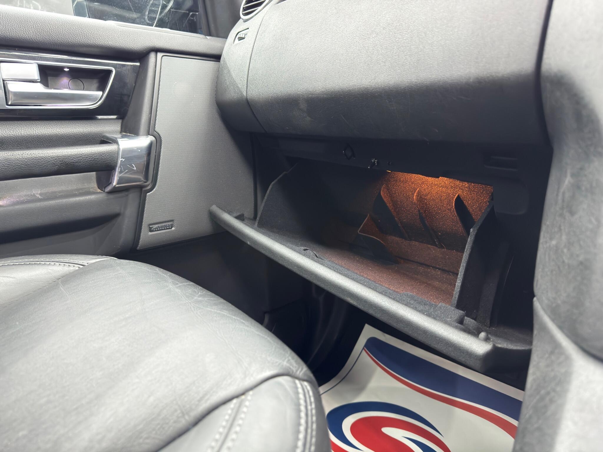 Land Rover DISCOVERY 4 - Image 37