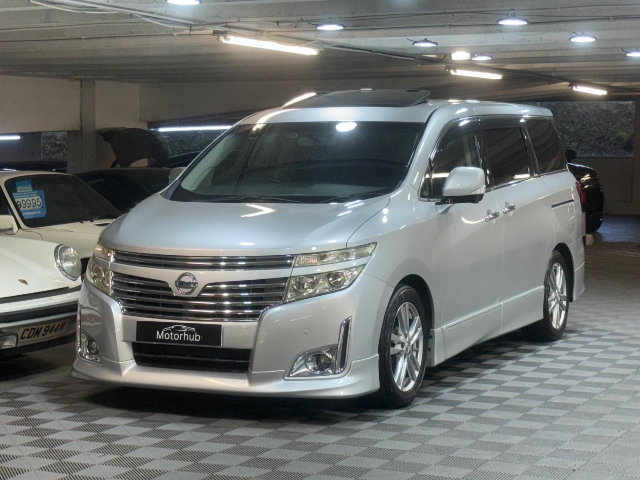Nissan Elgrand - Image 7