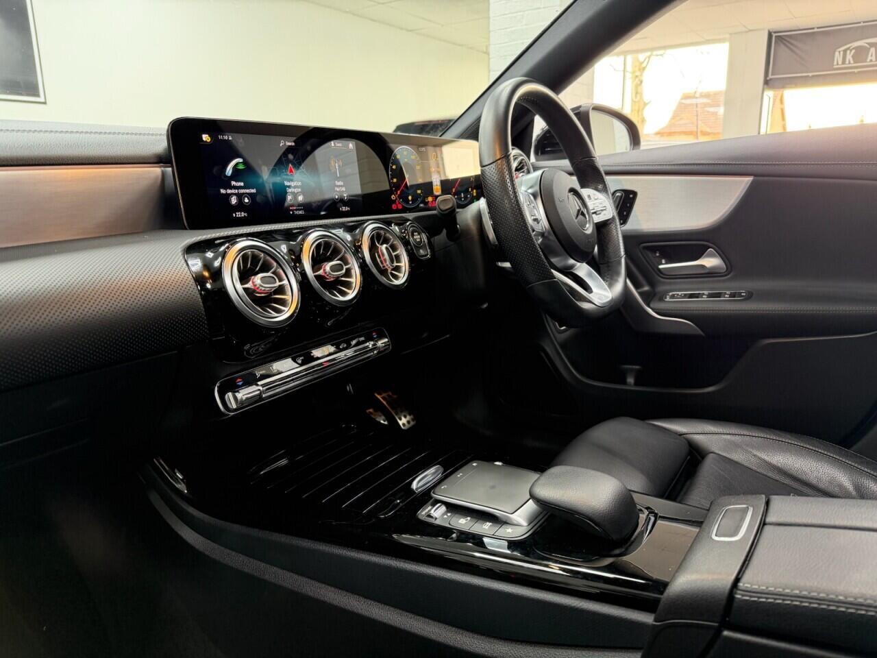 Mercedes CLA - Image 29