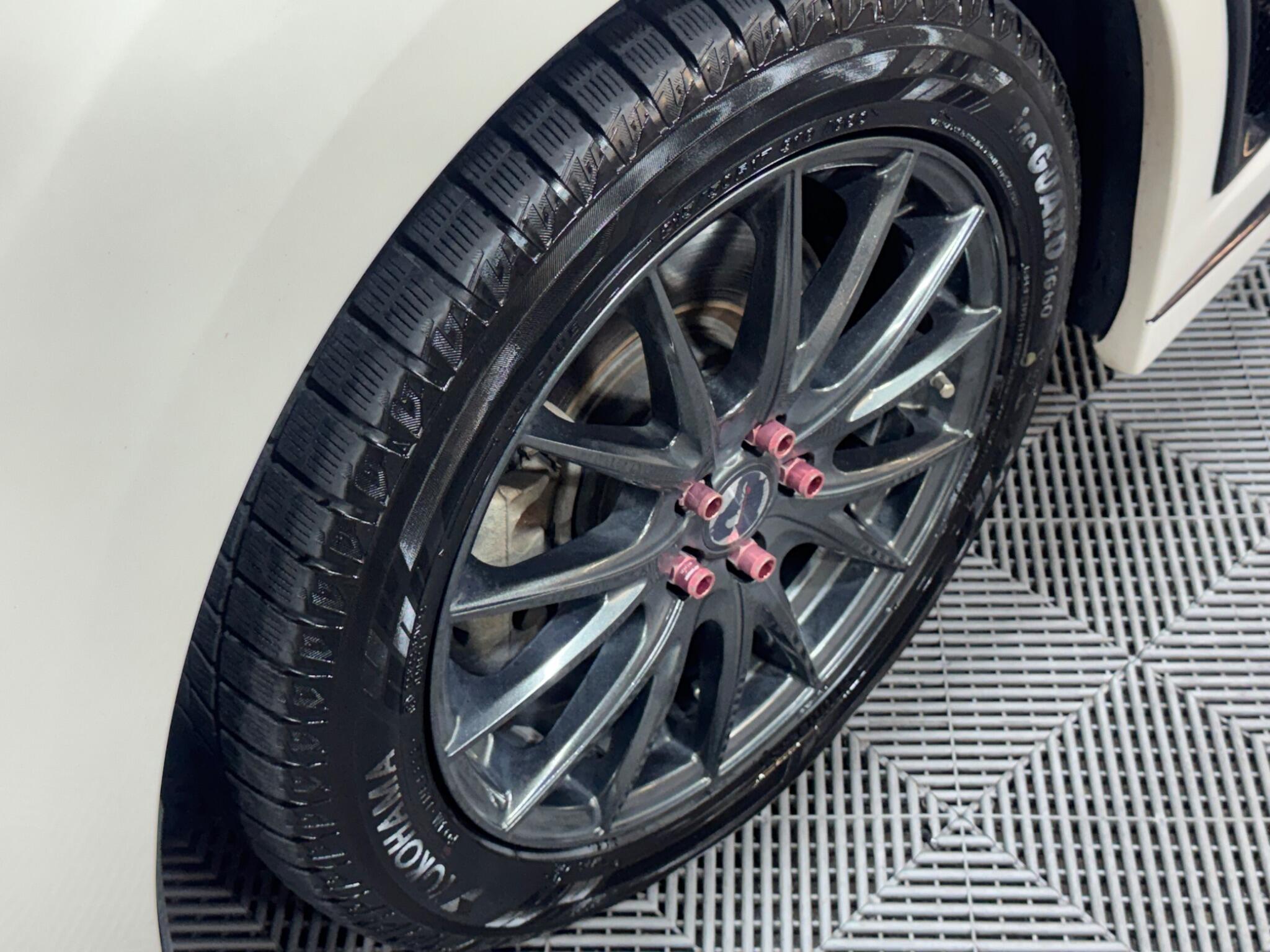 Subaru Legacy - Image 13