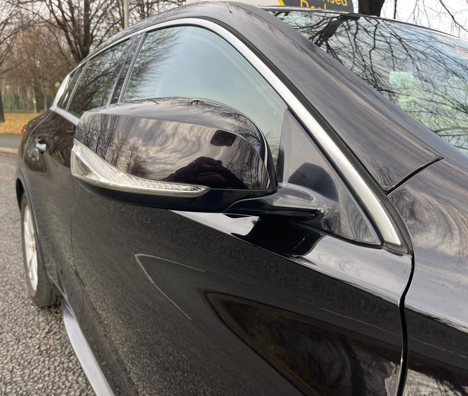 Infiniti Q30 - Image 40