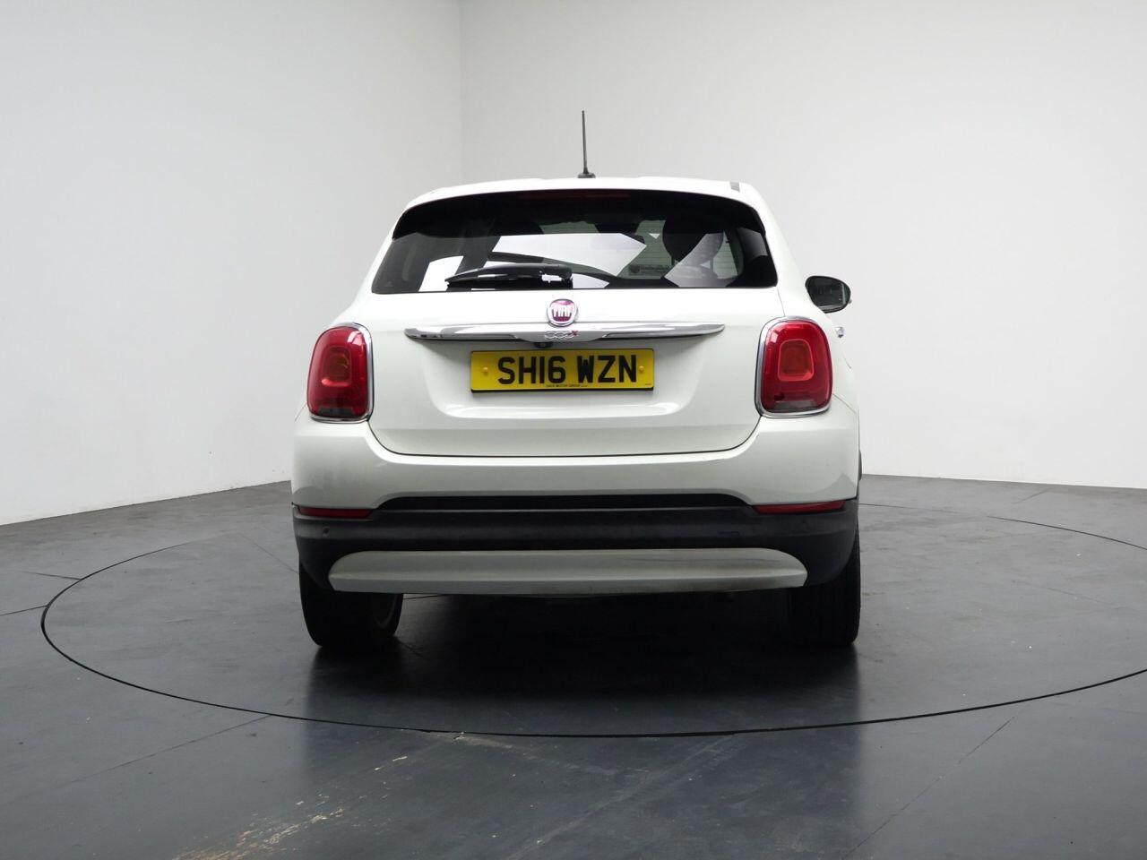 Fiat 500X - Image 11