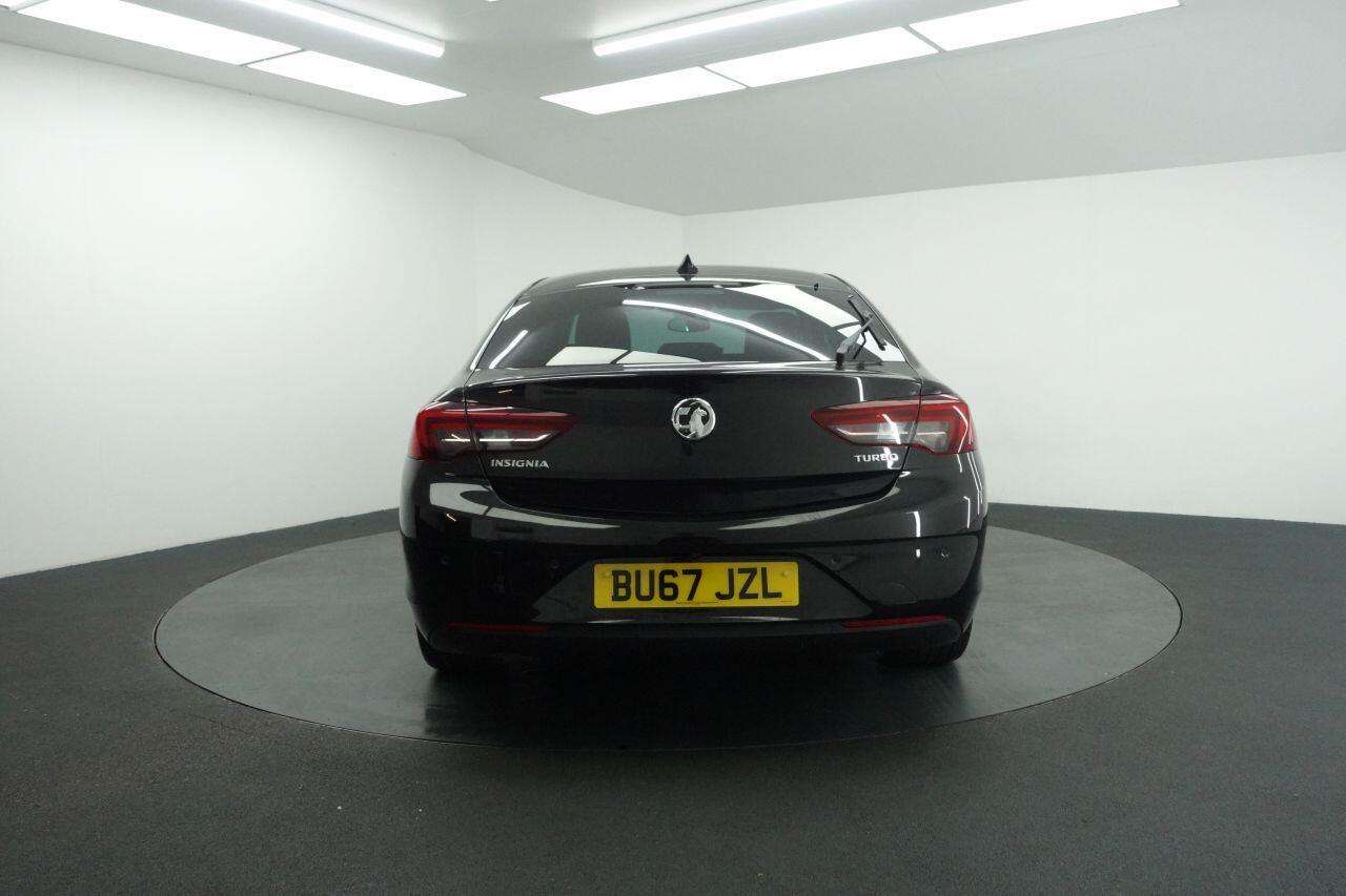 Vauxhall Insignia - Image 11