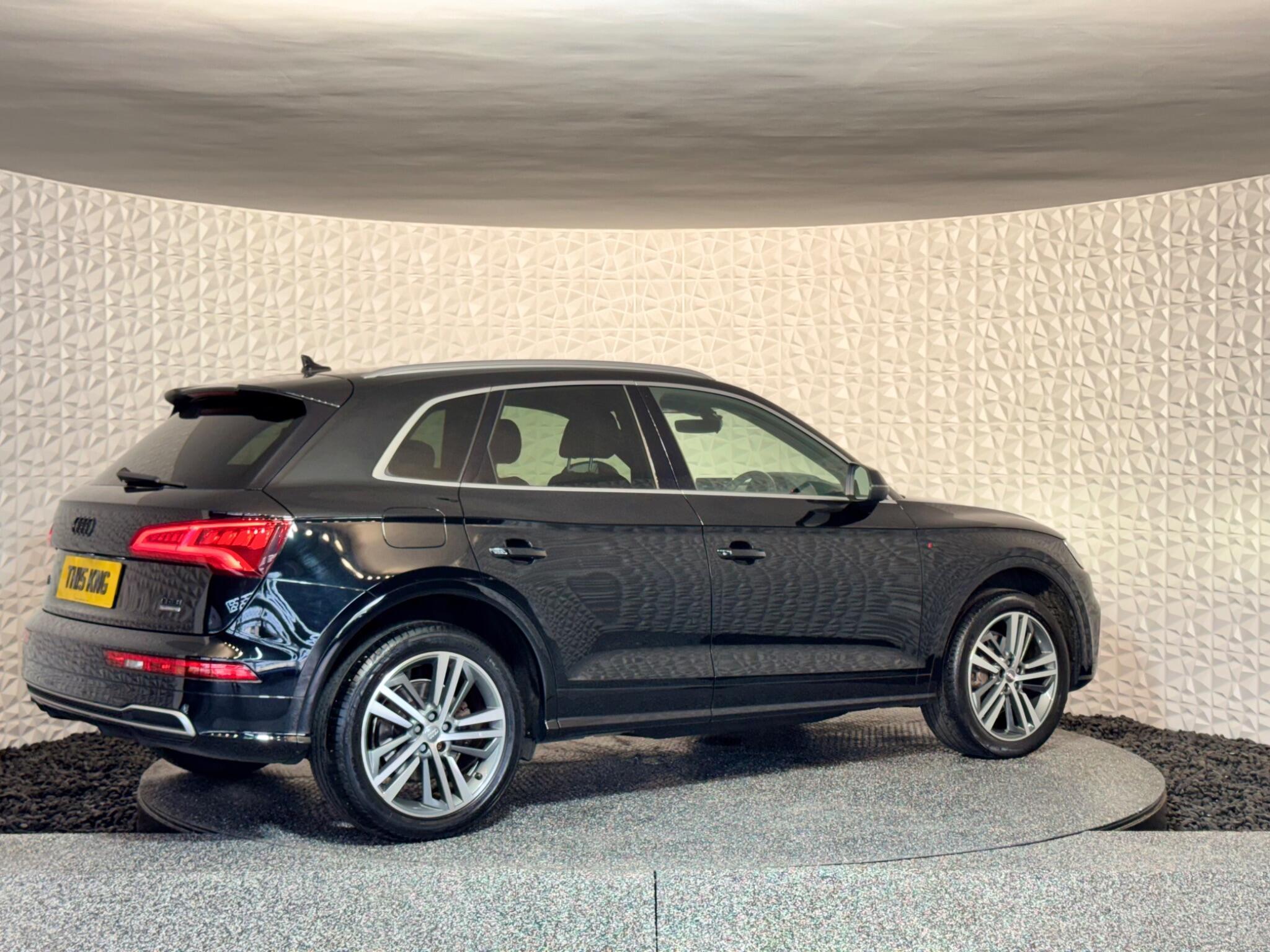Audi Q5 - Image 9
