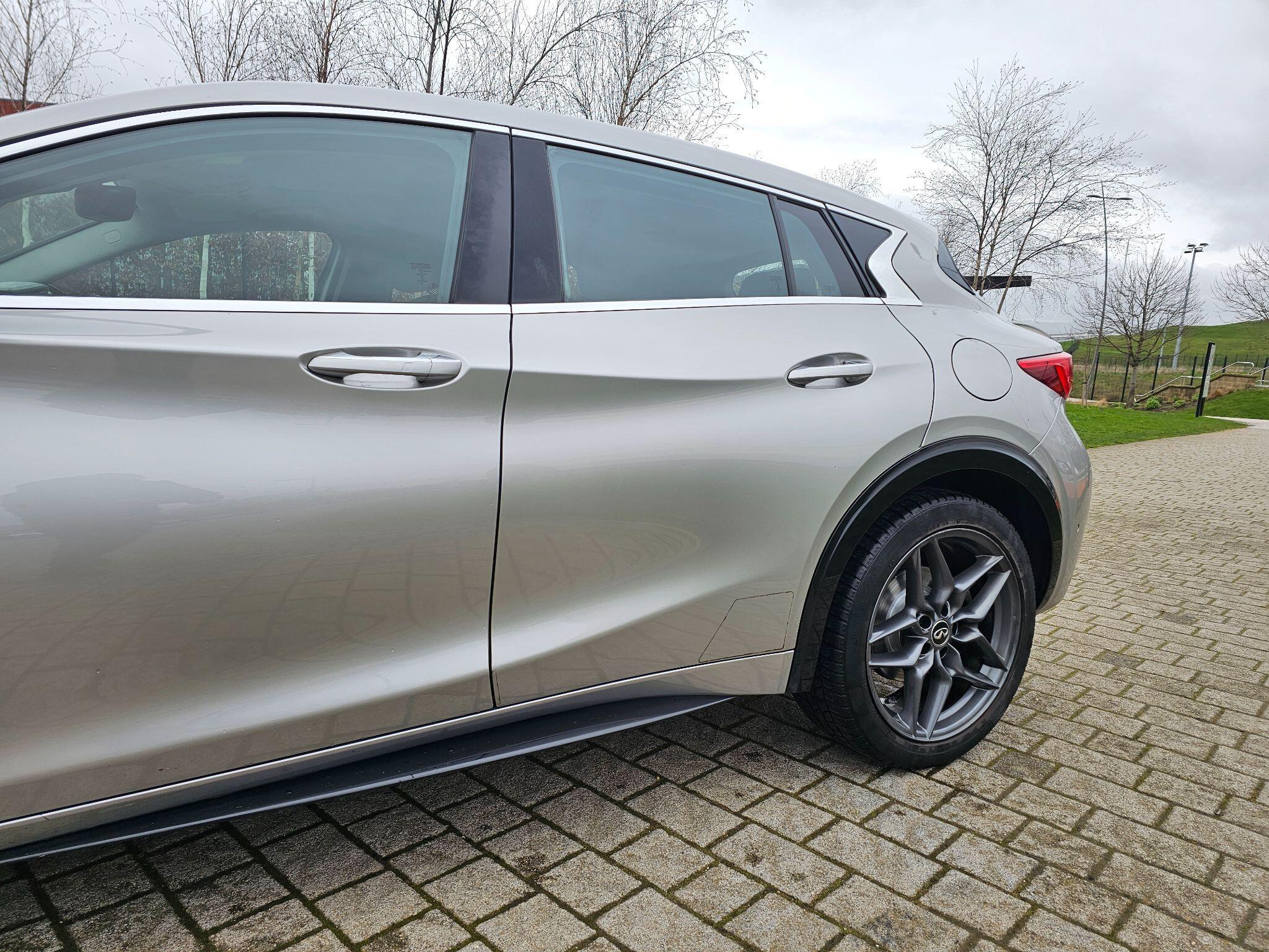 Infiniti Q30 - Image 41