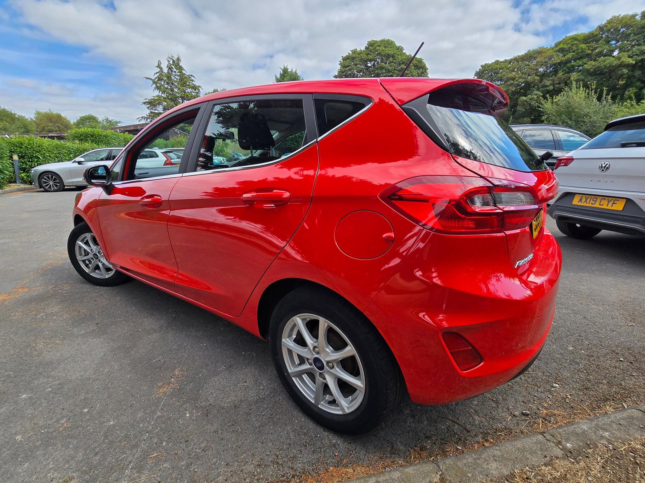Ford Fiesta - Image 17