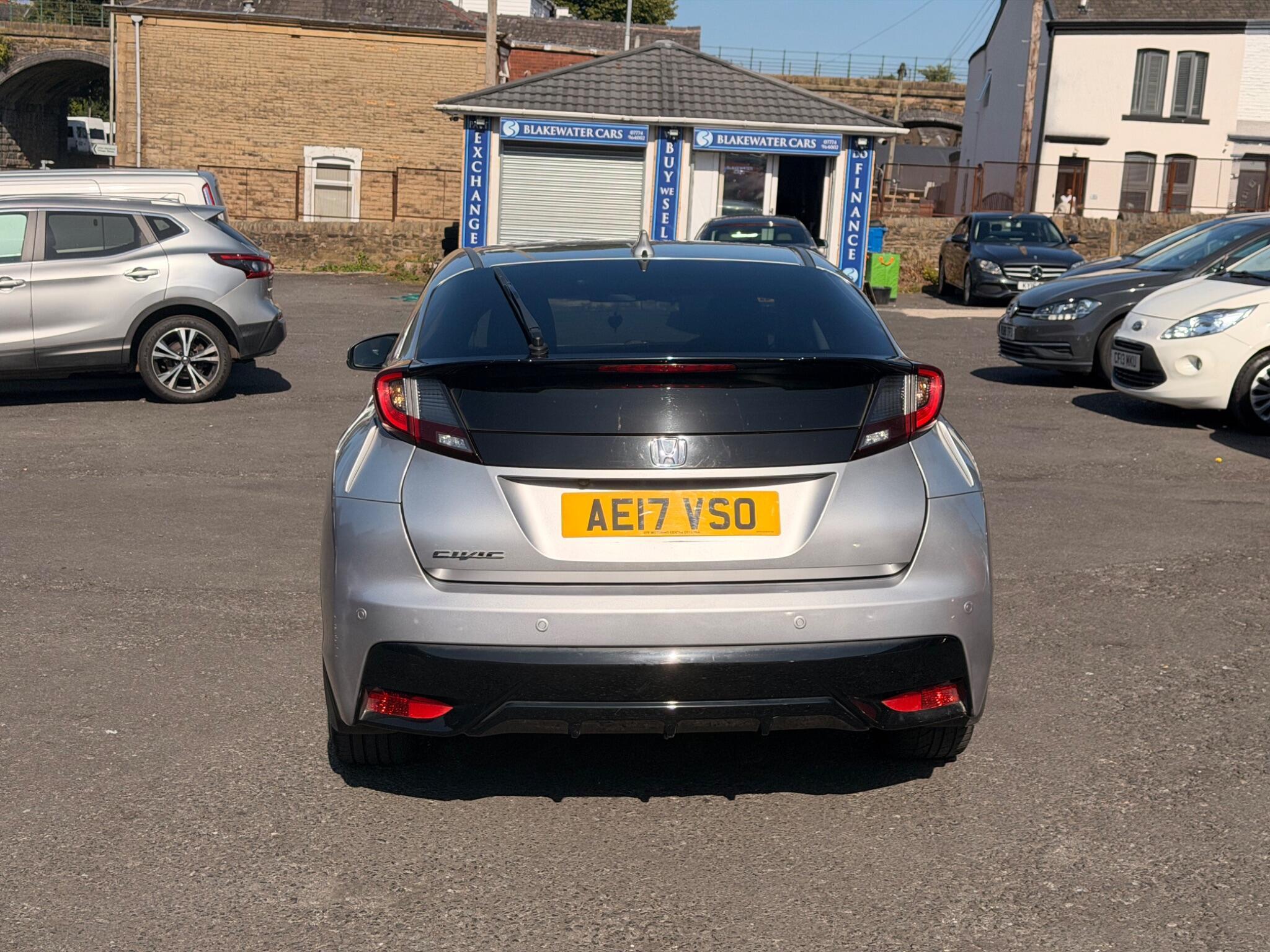 Honda Civic - Image 6