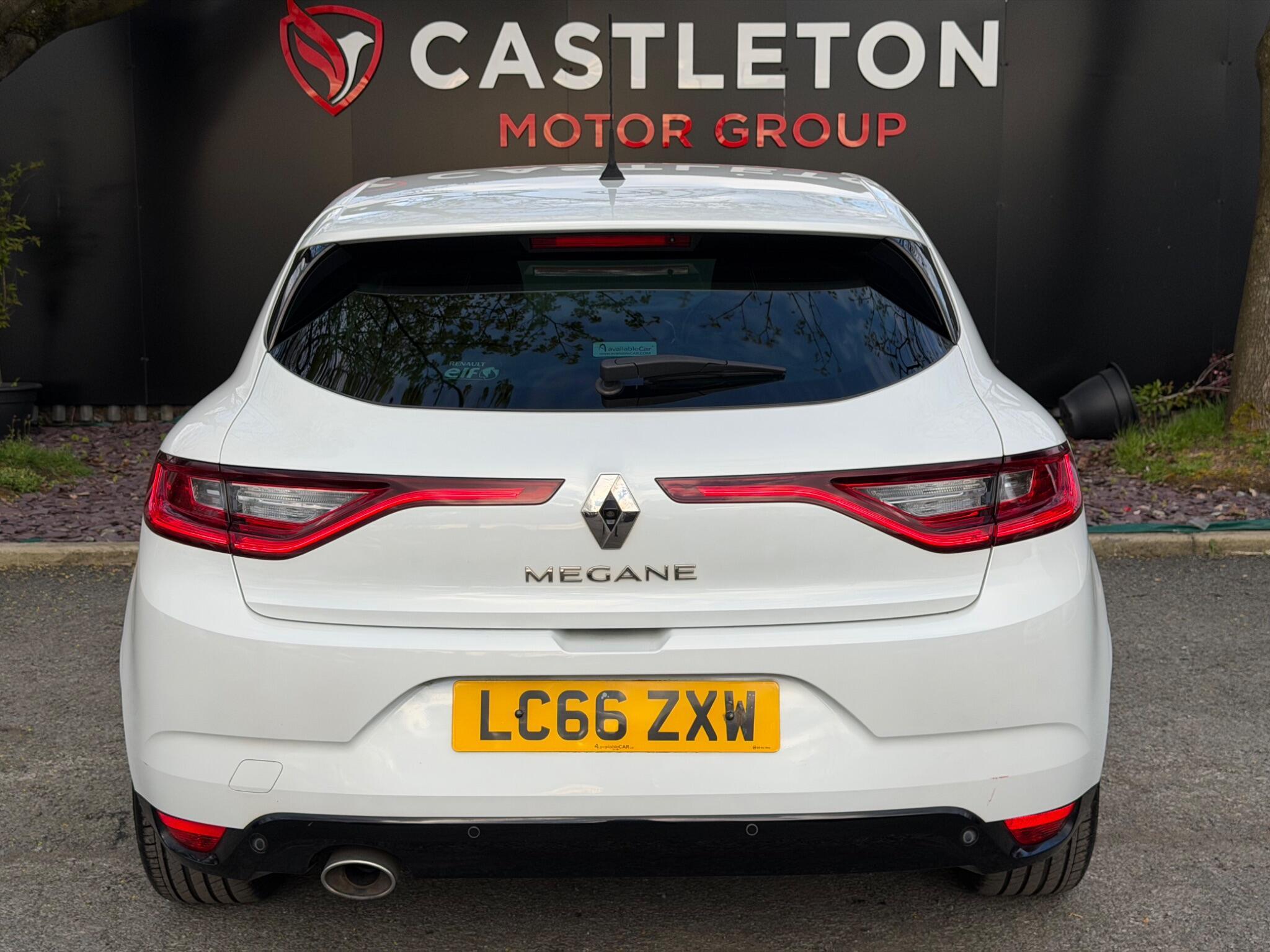 Renault Megane - Image 8