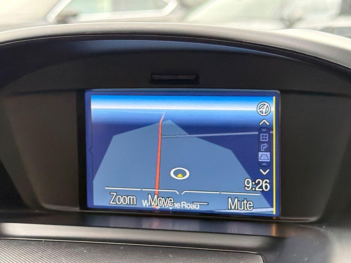 Ford Kuga - Image 18