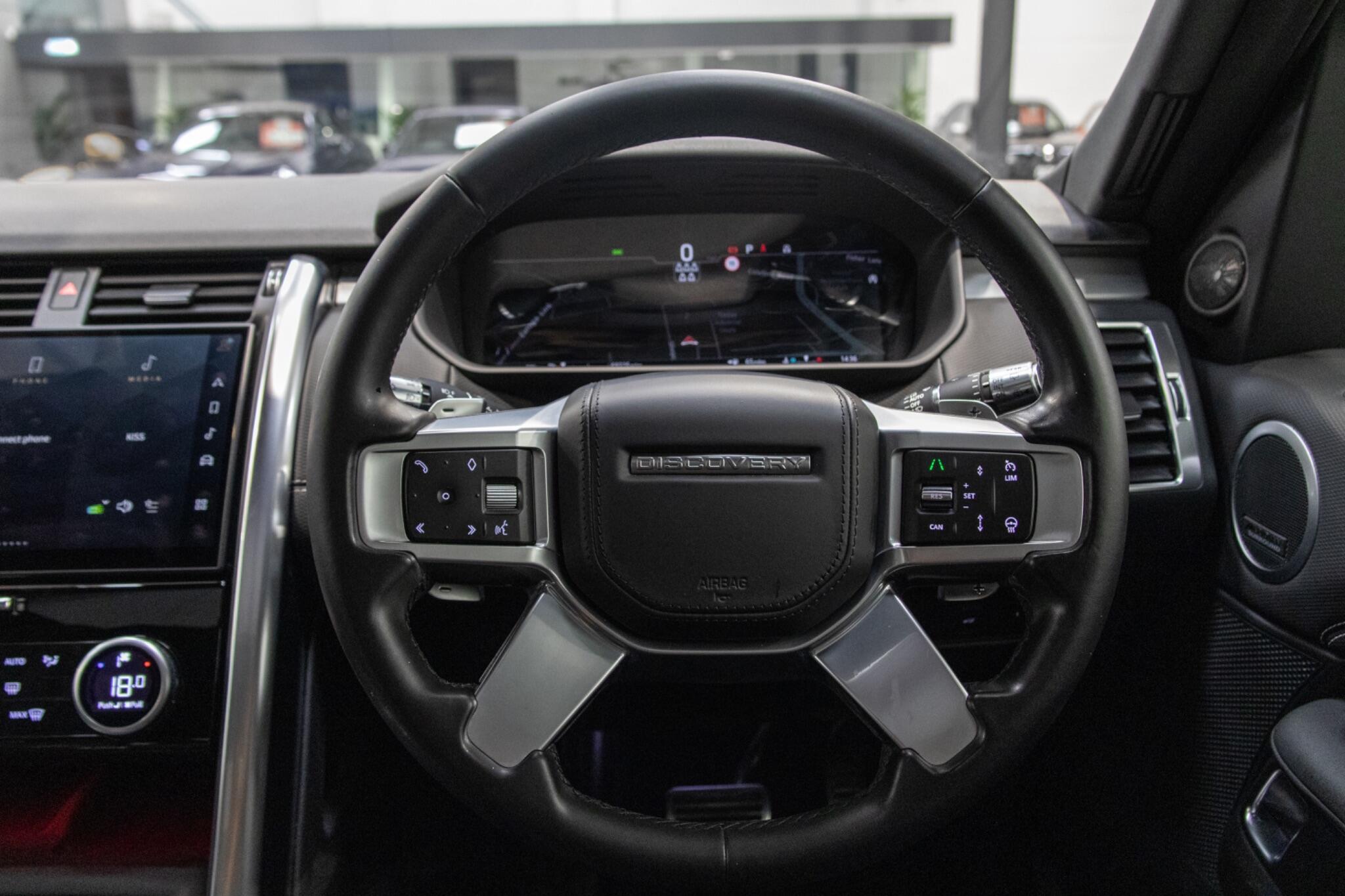 Land Rover Discovery - Image 16