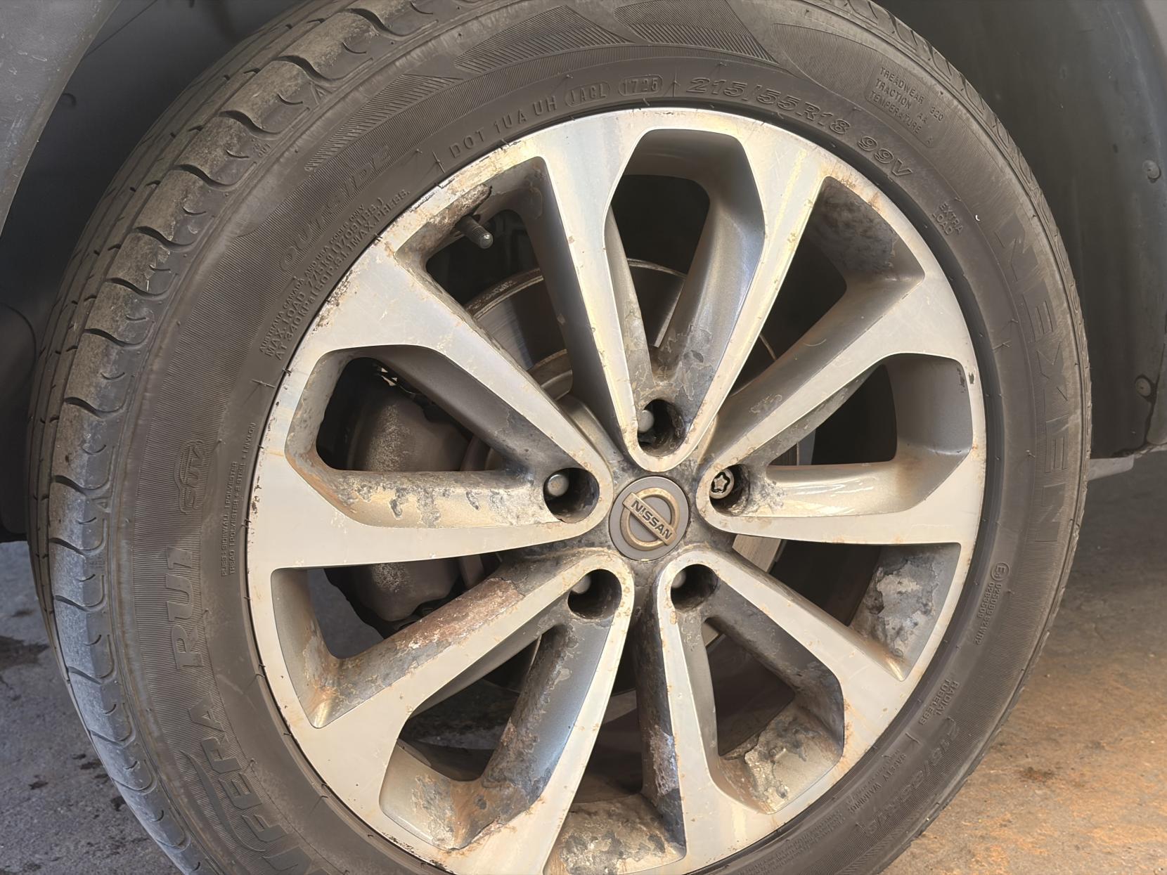 Nissan Qashqai - Image 18