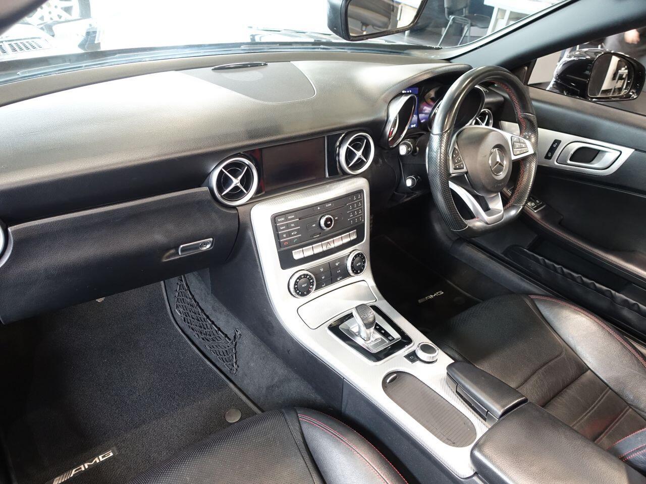 Mercedes SLC - Image 12