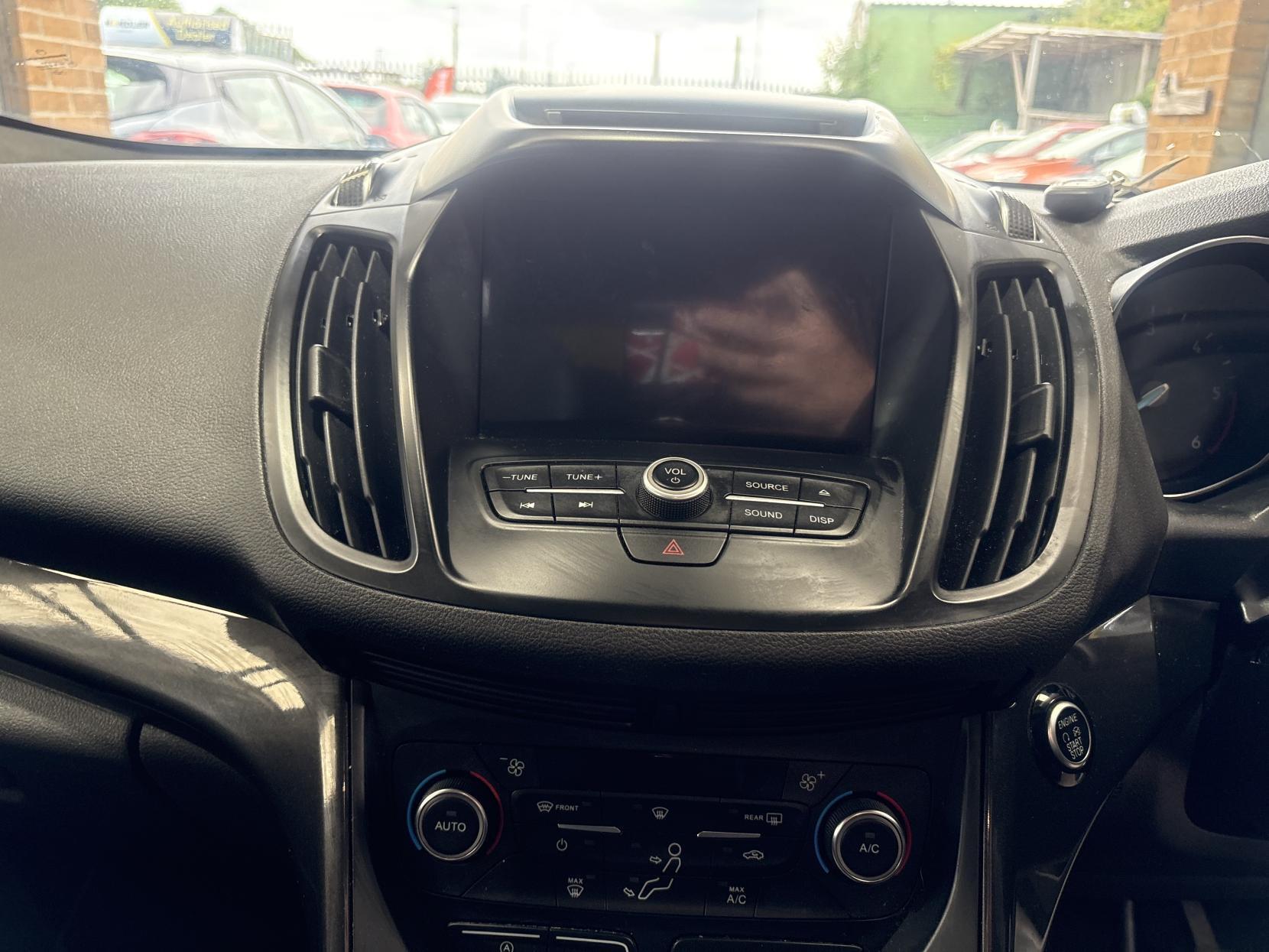 Ford Kuga - Image 16