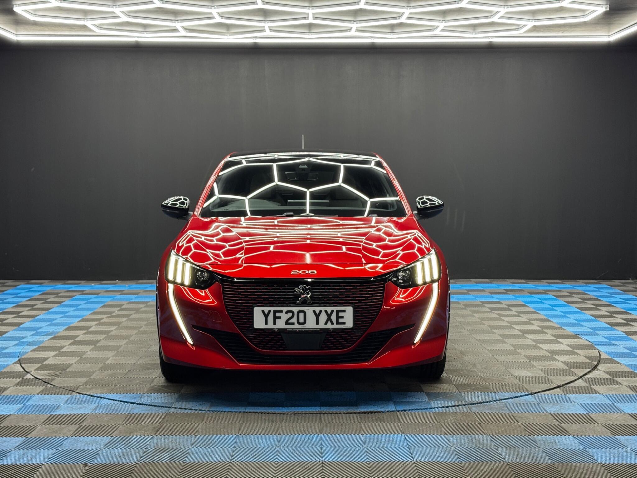 Peugeot E-208 - Image 2