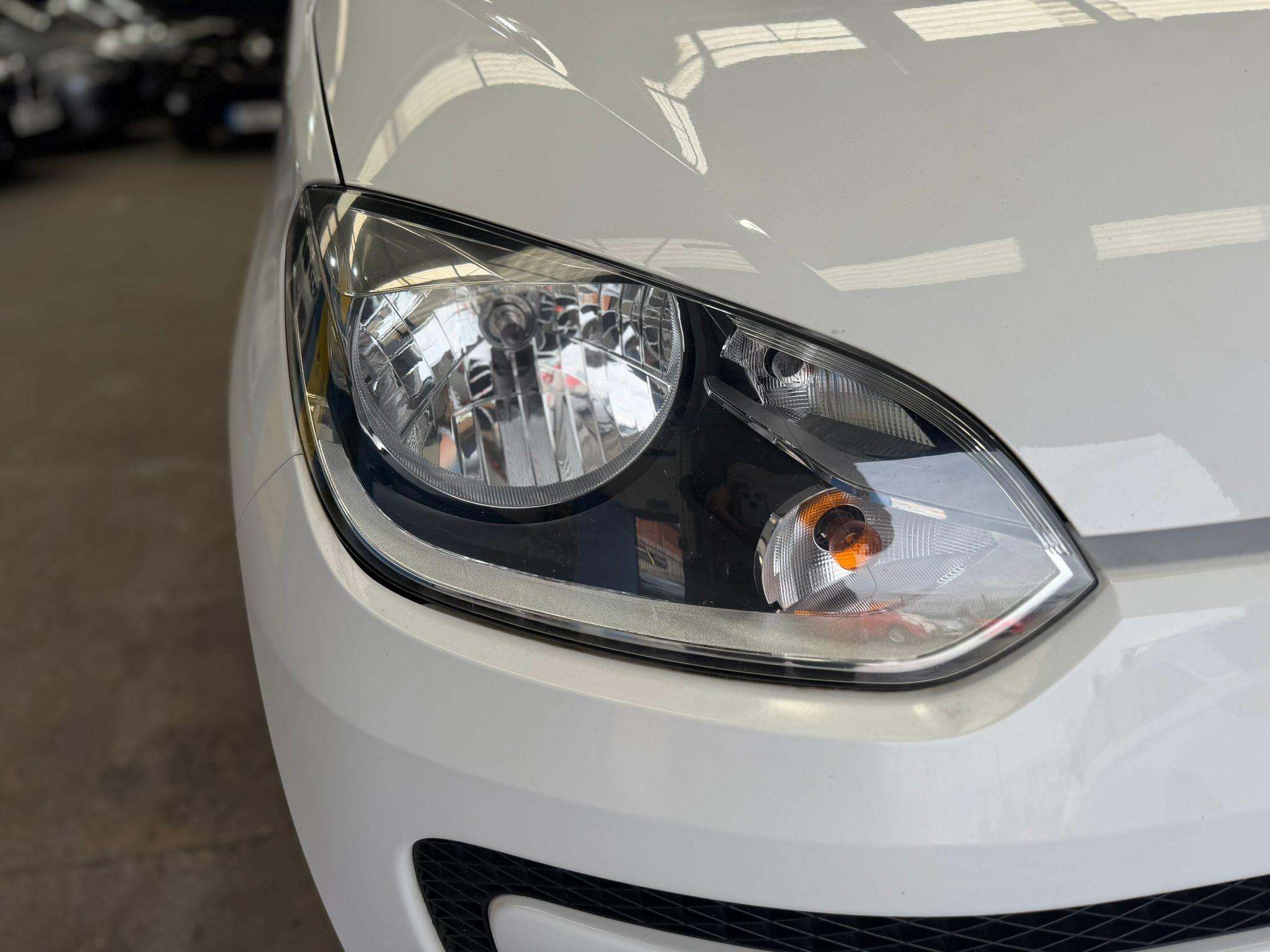 Volkswagen up! - Image 7