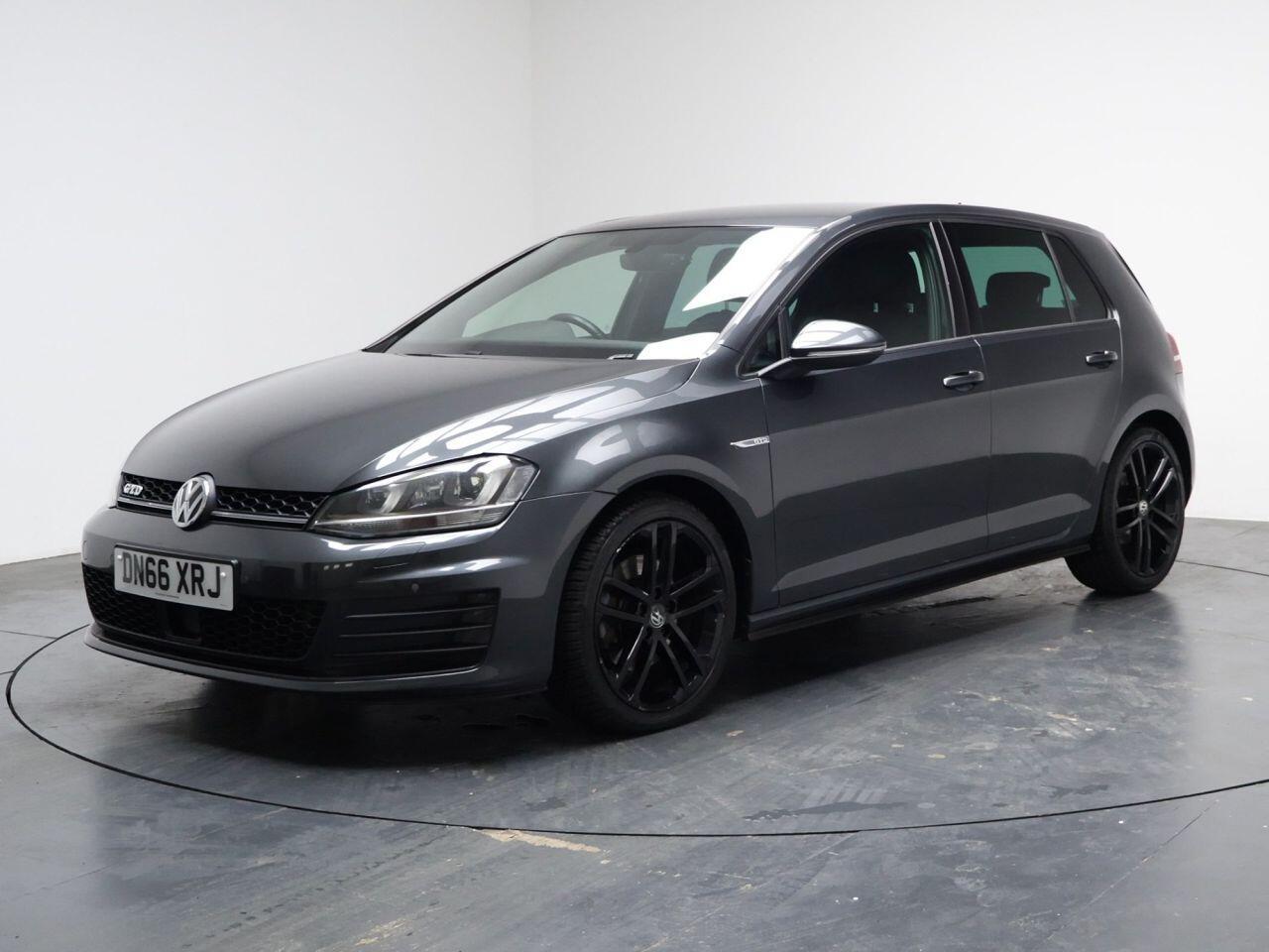 Volkswagen Golf - Image 6
