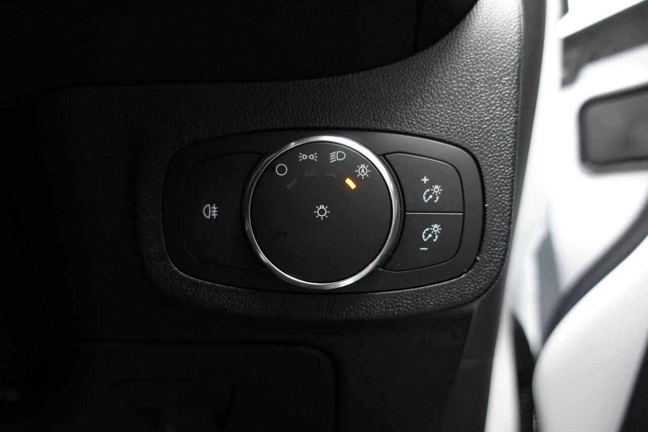 Ford Fiesta - Image 57