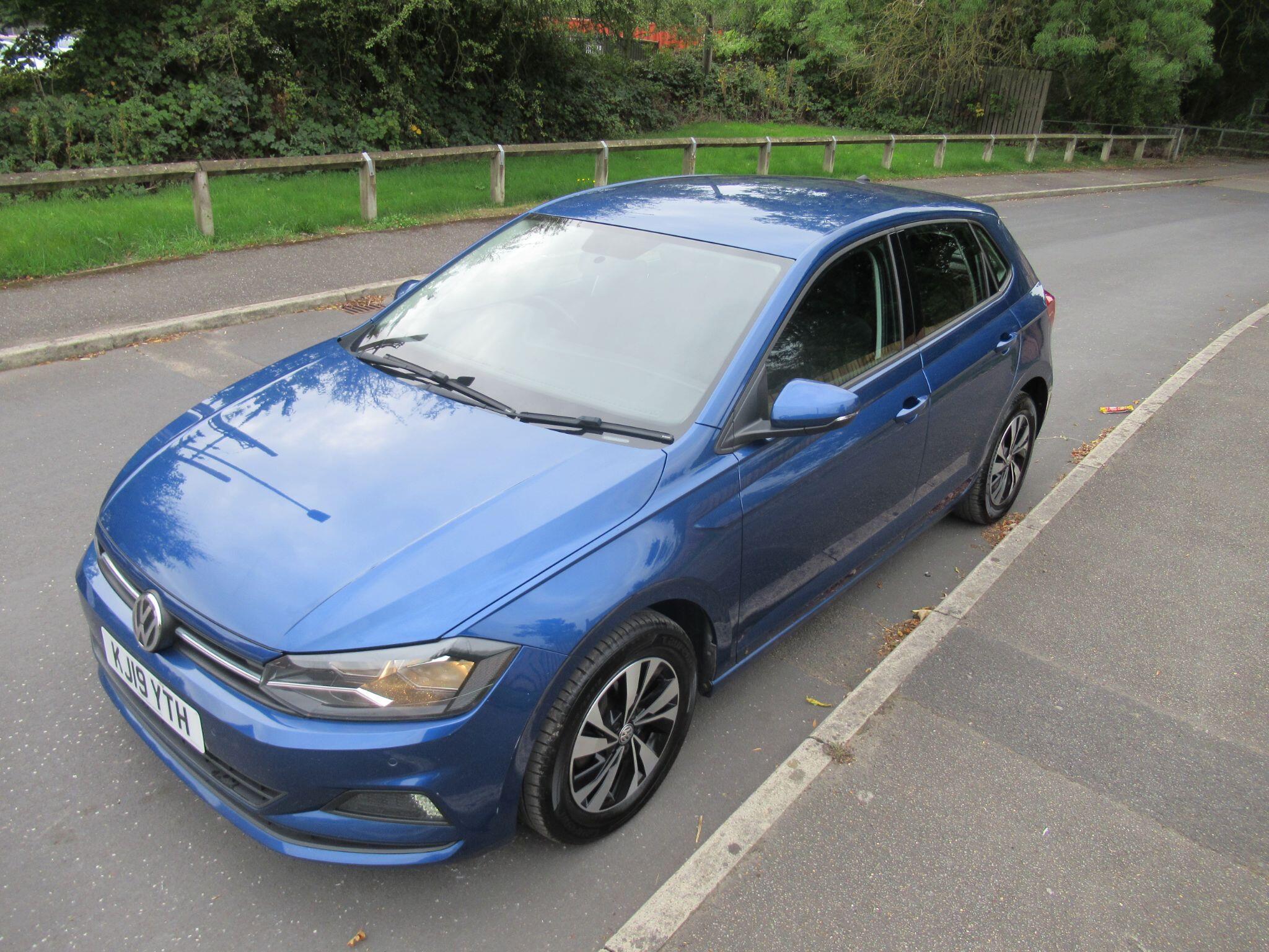 Volkswagen Polo - Image 8