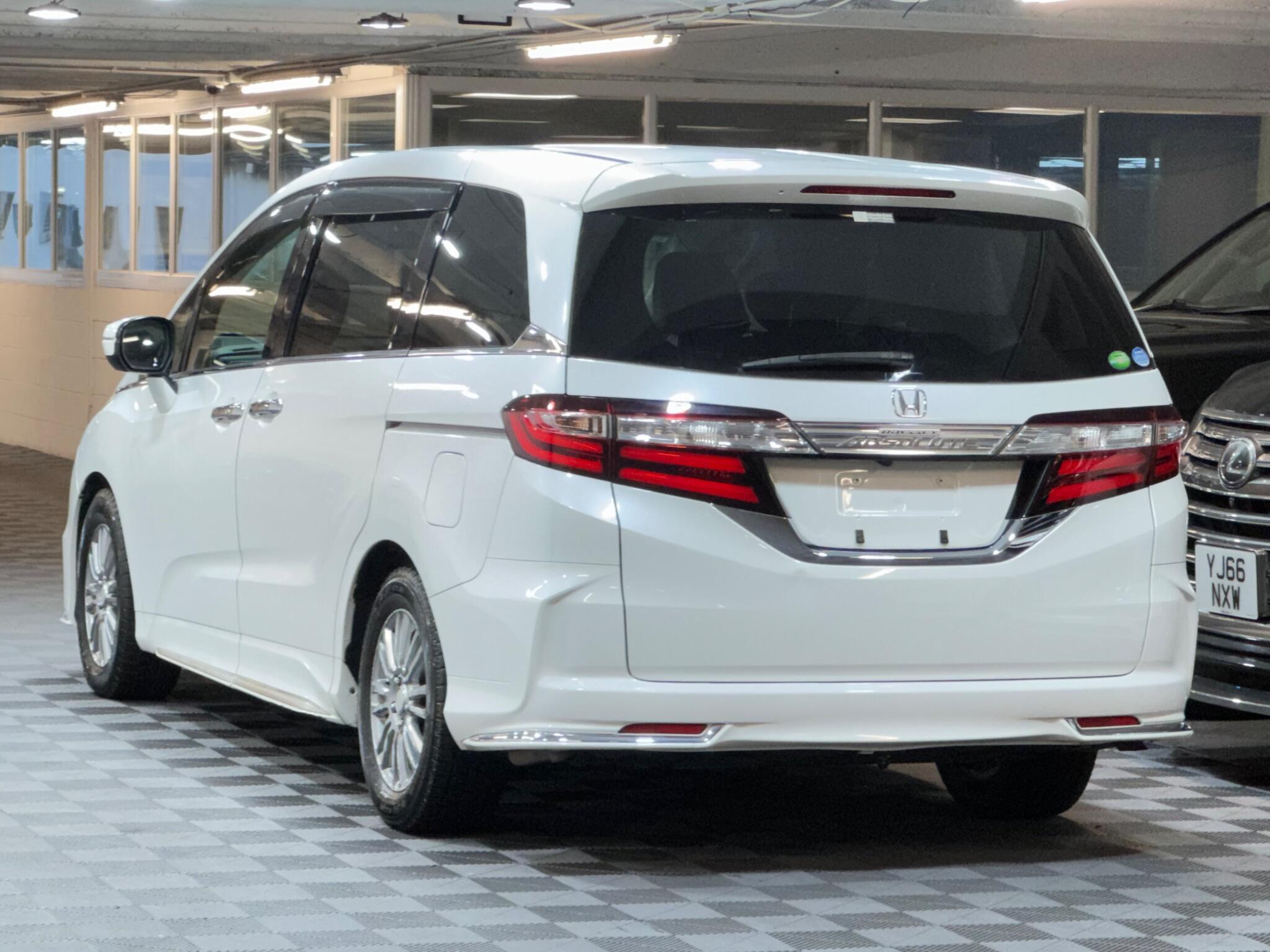 Honda Odyssey - Image 3