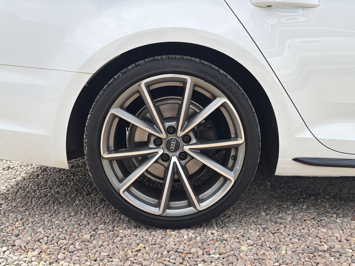 Audi A4 - Image 17