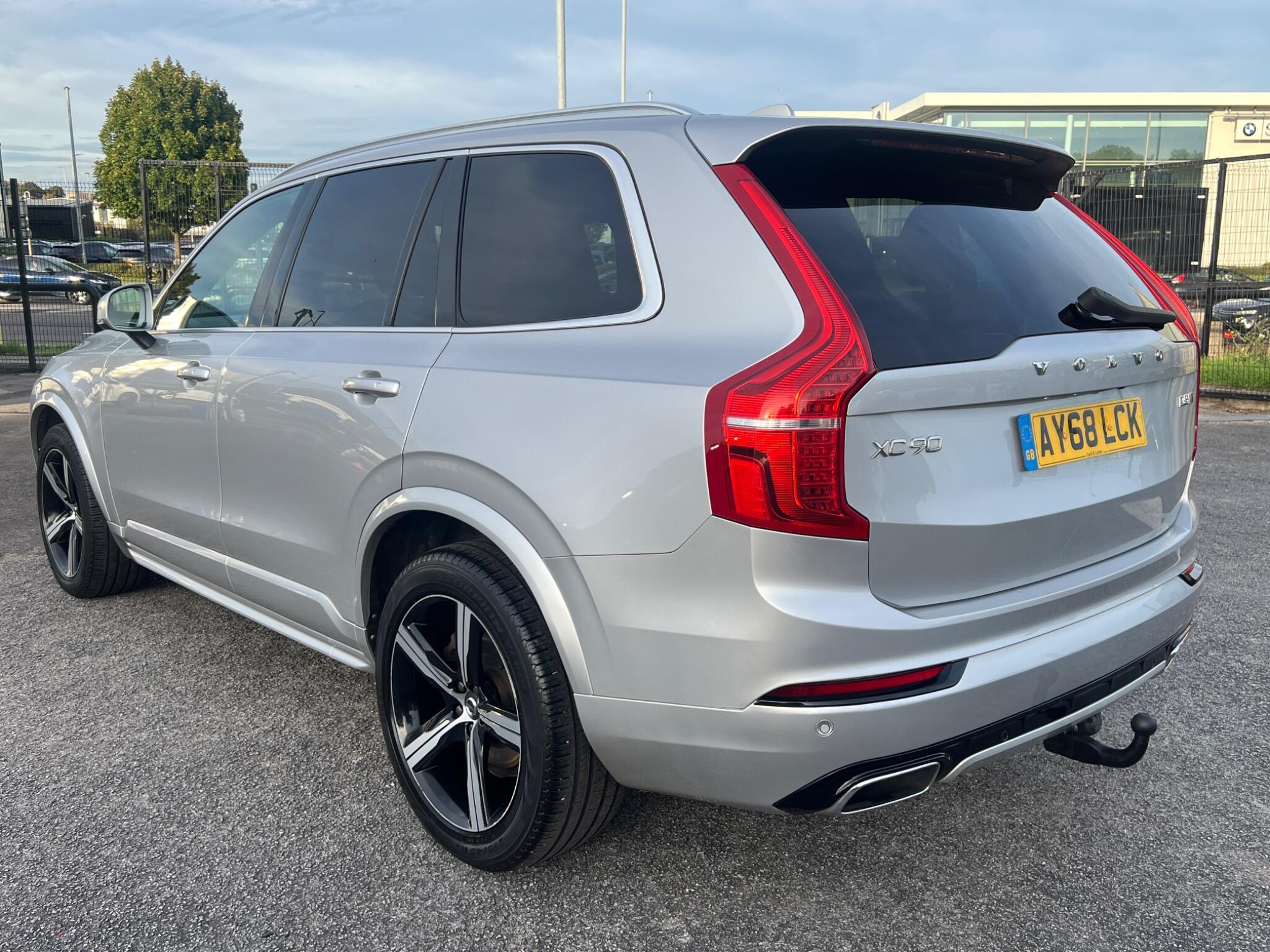 Volvo XC90 - Image 6