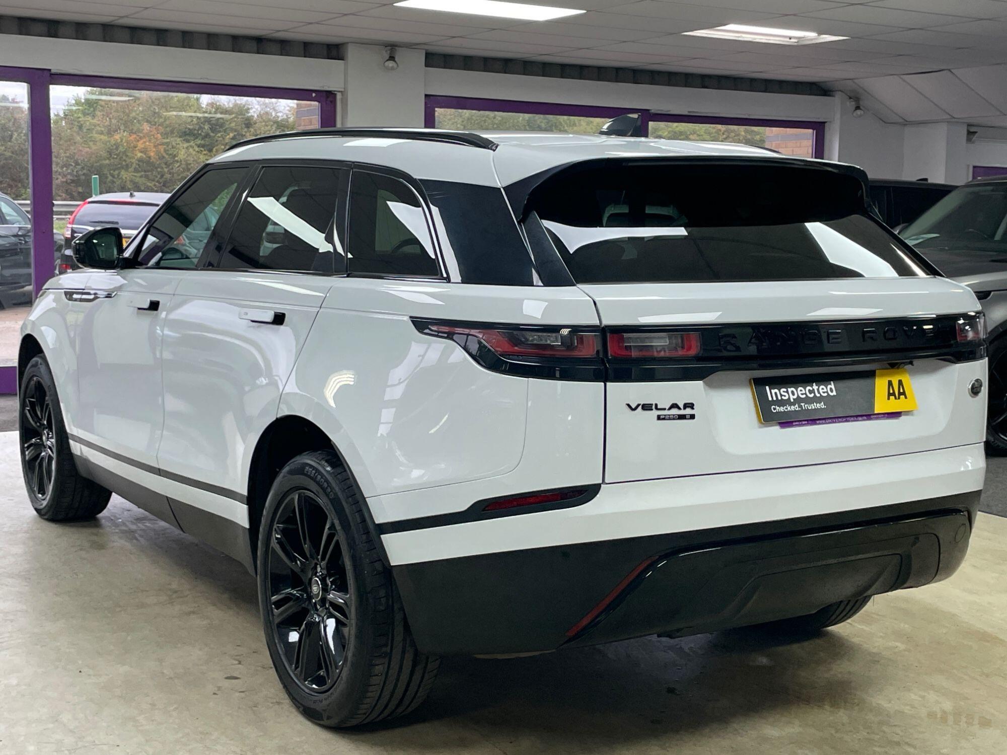 Land Rover Range Rover Velar - Image 8
