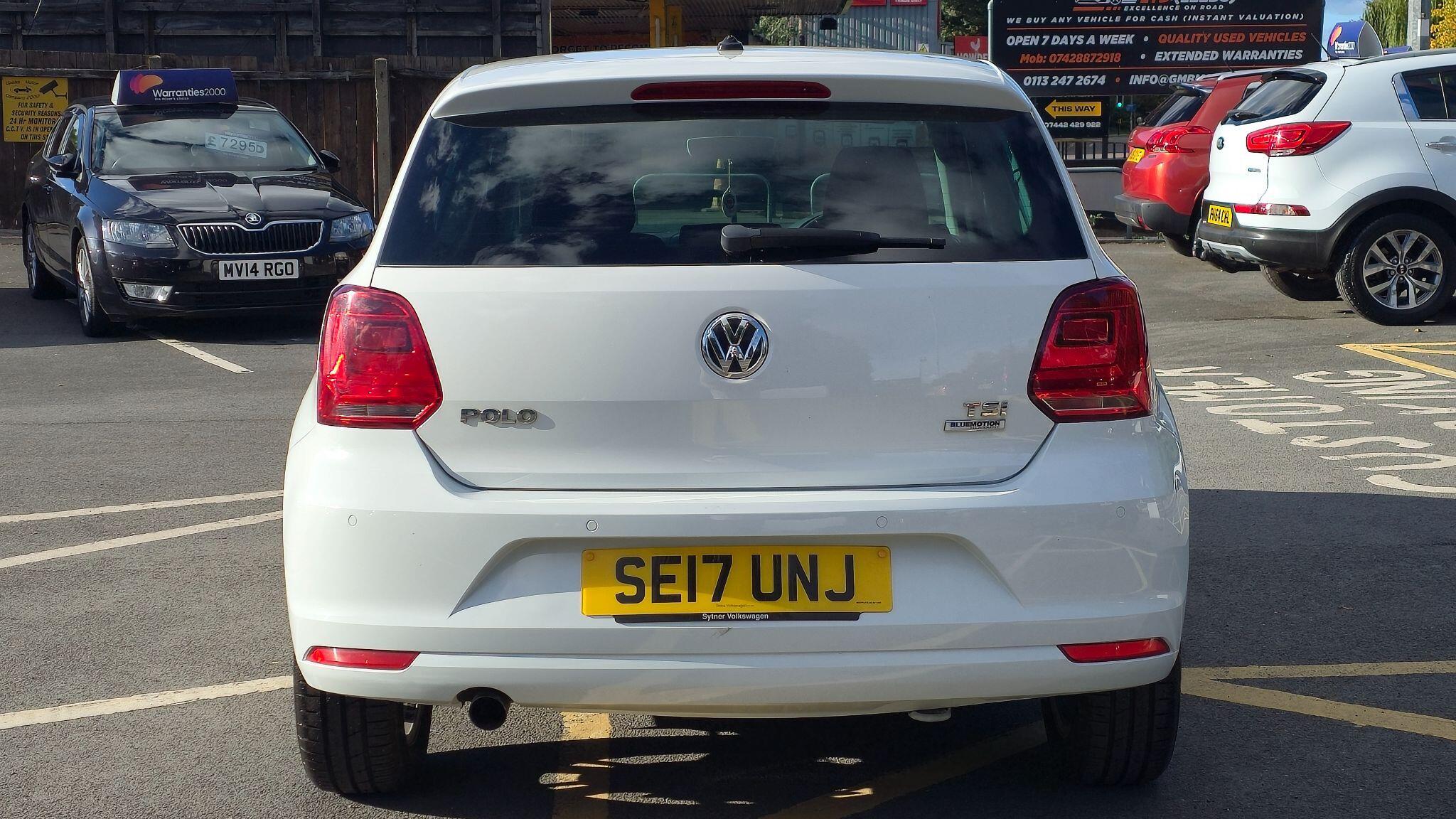 Volkswagen Polo - Image 9