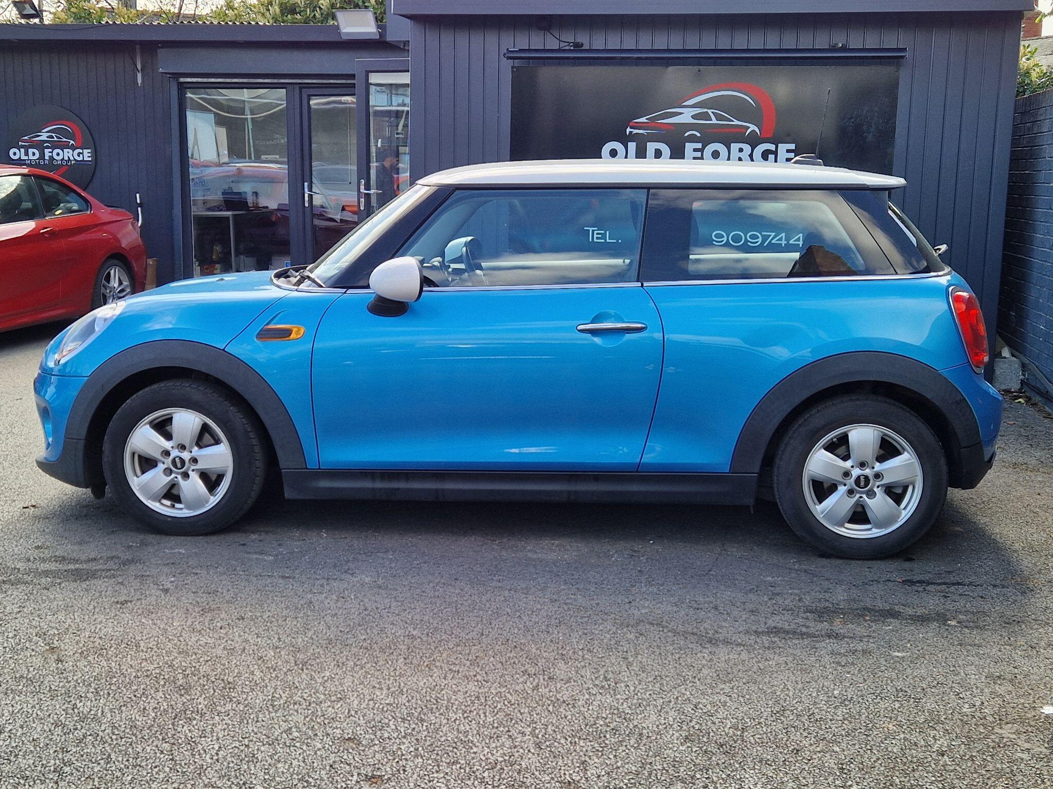MINI Hatch - Image 6