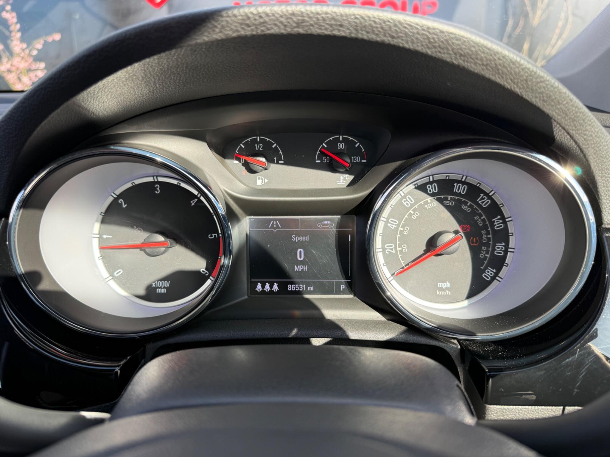 Vauxhall Astra - Image 39