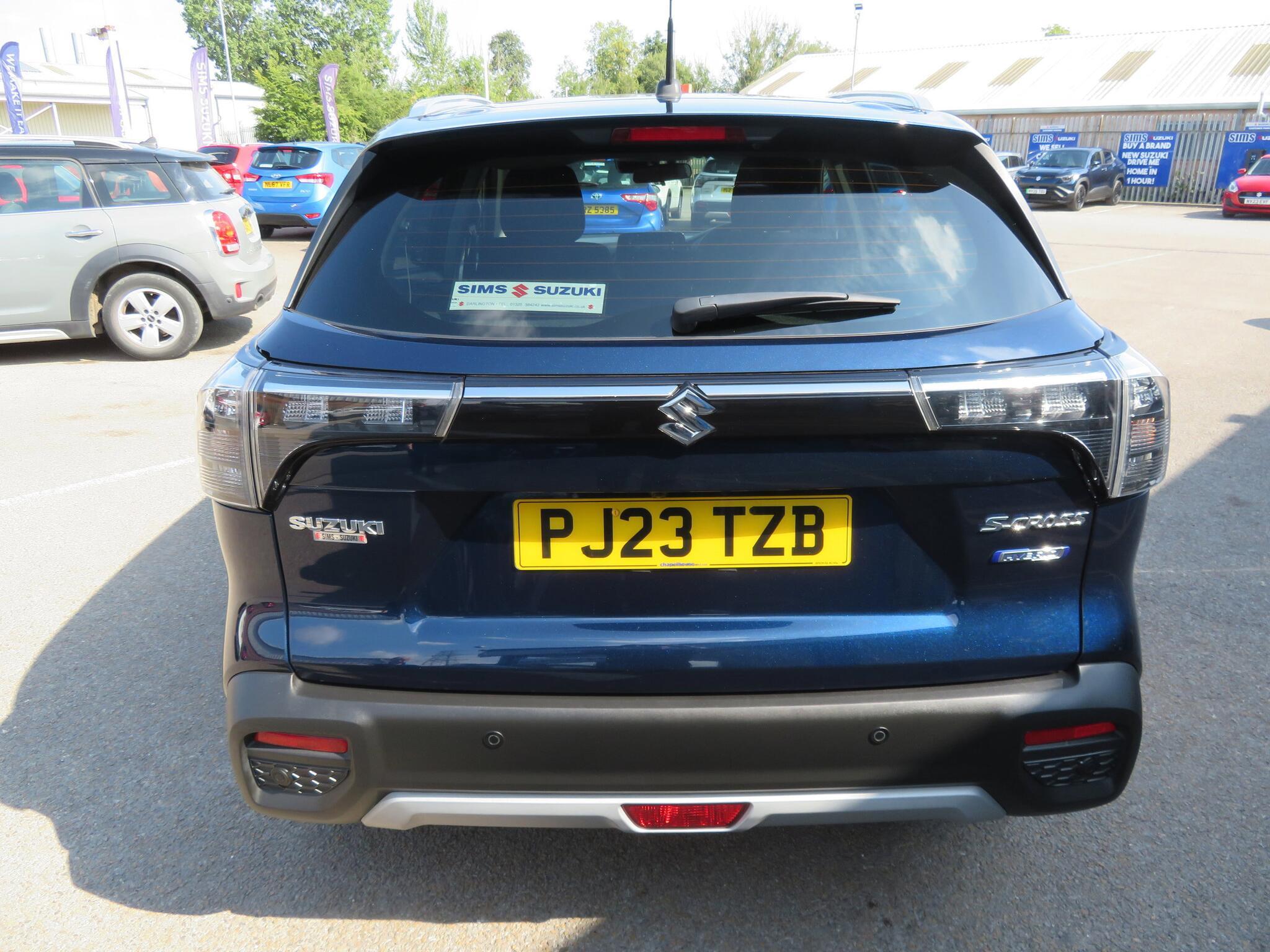 Suzuki S-Cross - Image 10